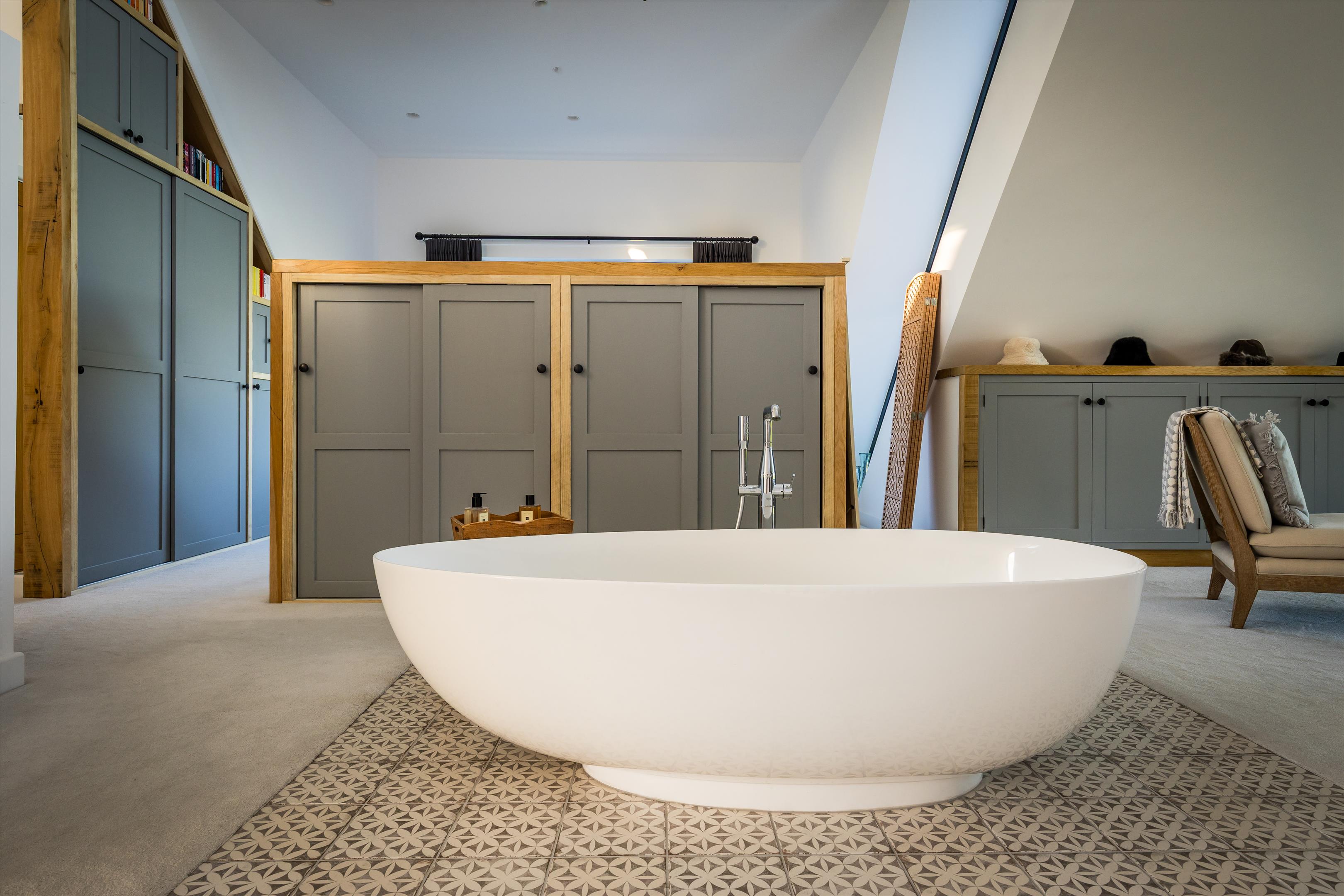 Clifford Manor Road, Guildford, Surrey GU4
