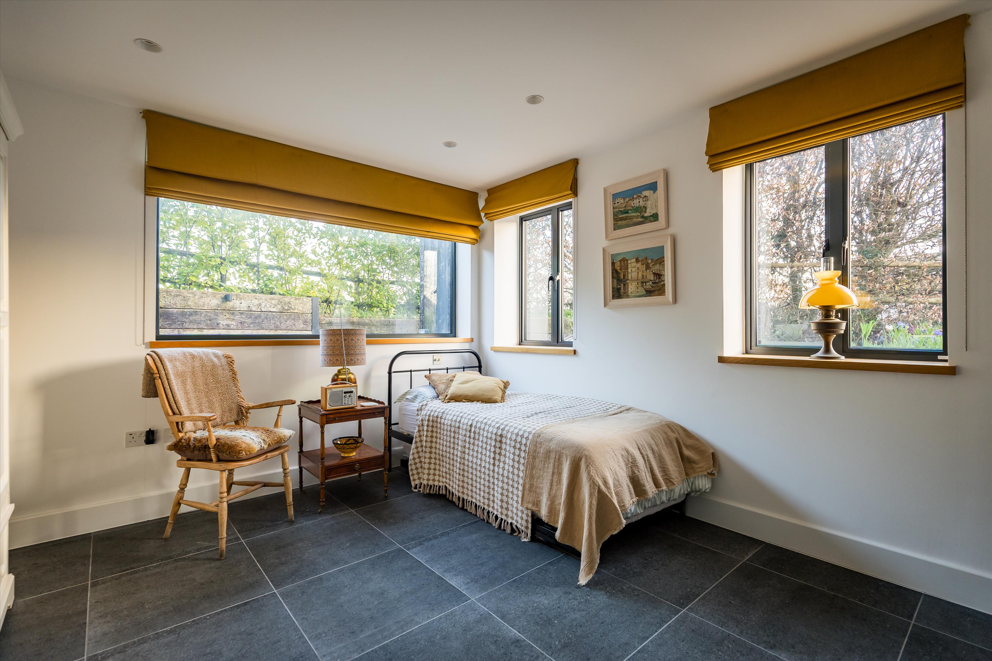 Clifford Manor Road, Guildford, Surrey GU4