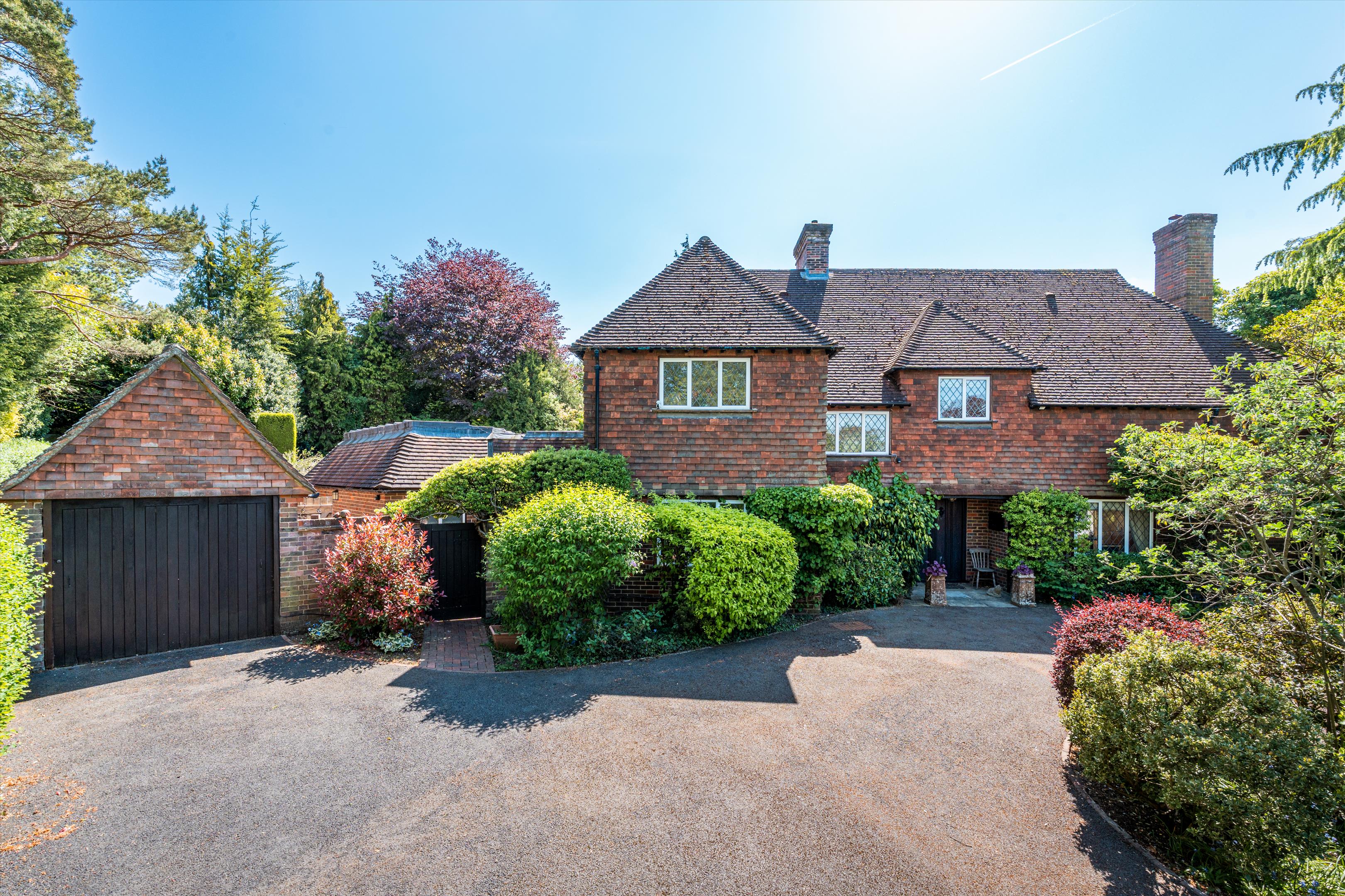 Broadwater Rise, Guildford, Surrey GU1