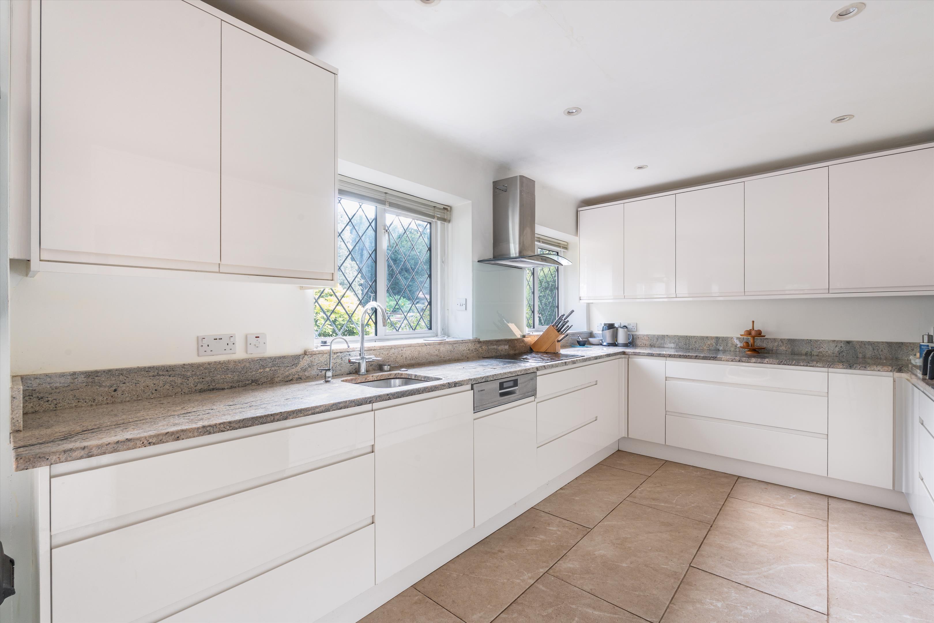 Broadwater Rise, Guildford, Surrey GU1