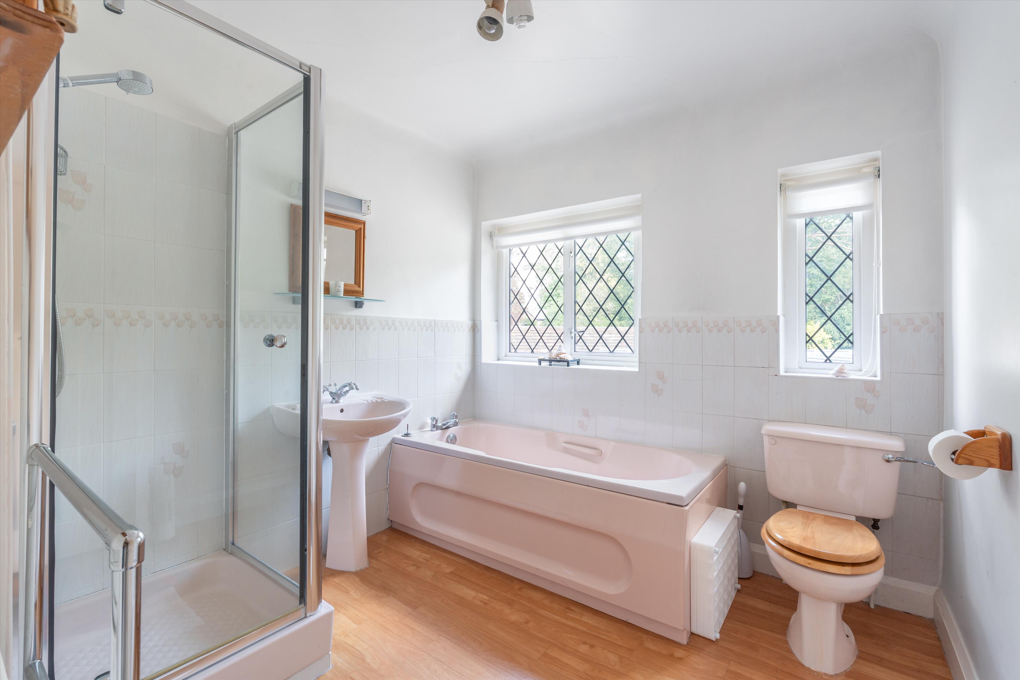 Broadwater Rise, Guildford, Surrey GU1