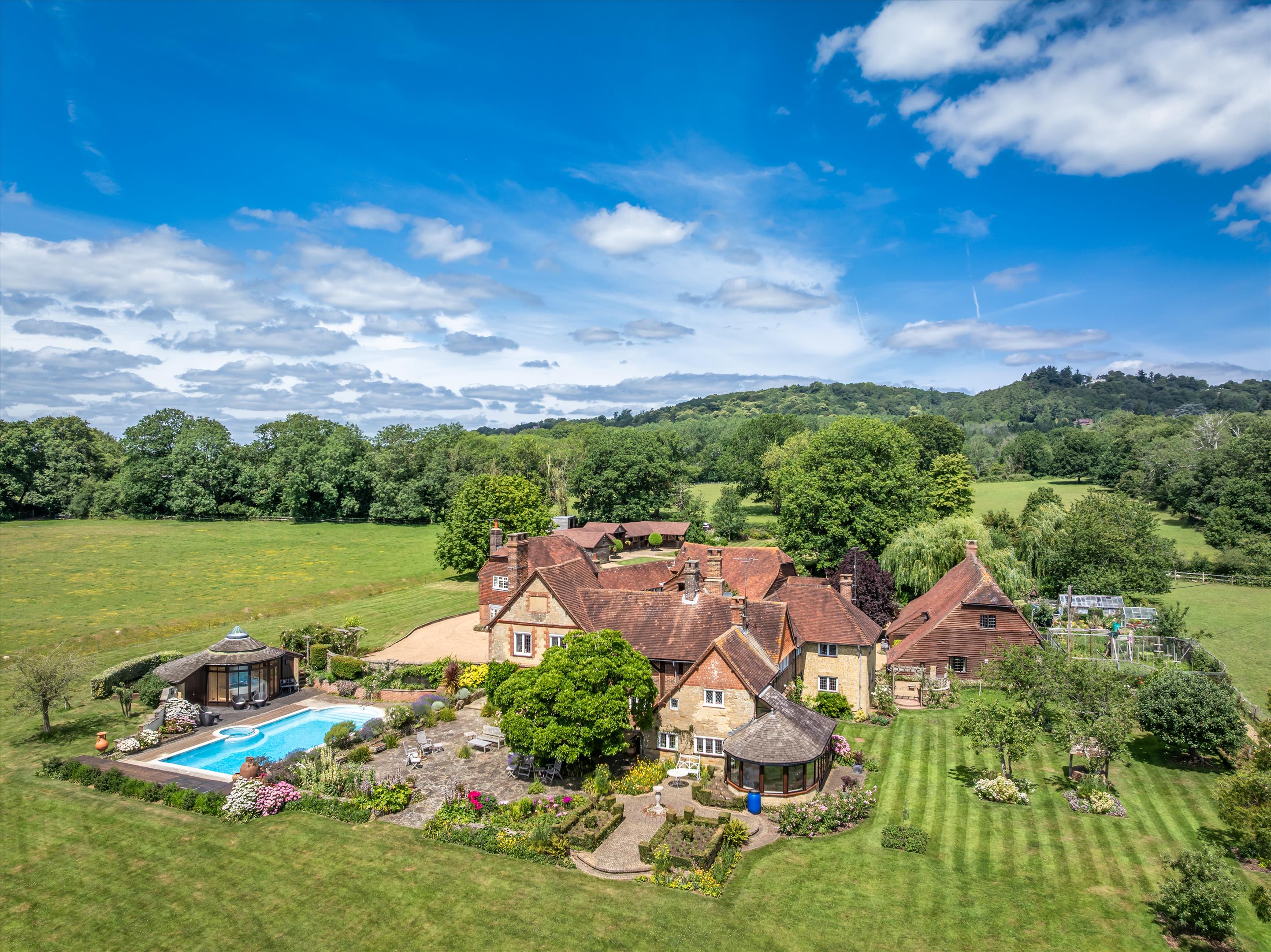 Coneyhurst Lane, Ewhurst, Cranleigh, Surrey GU6 7PW