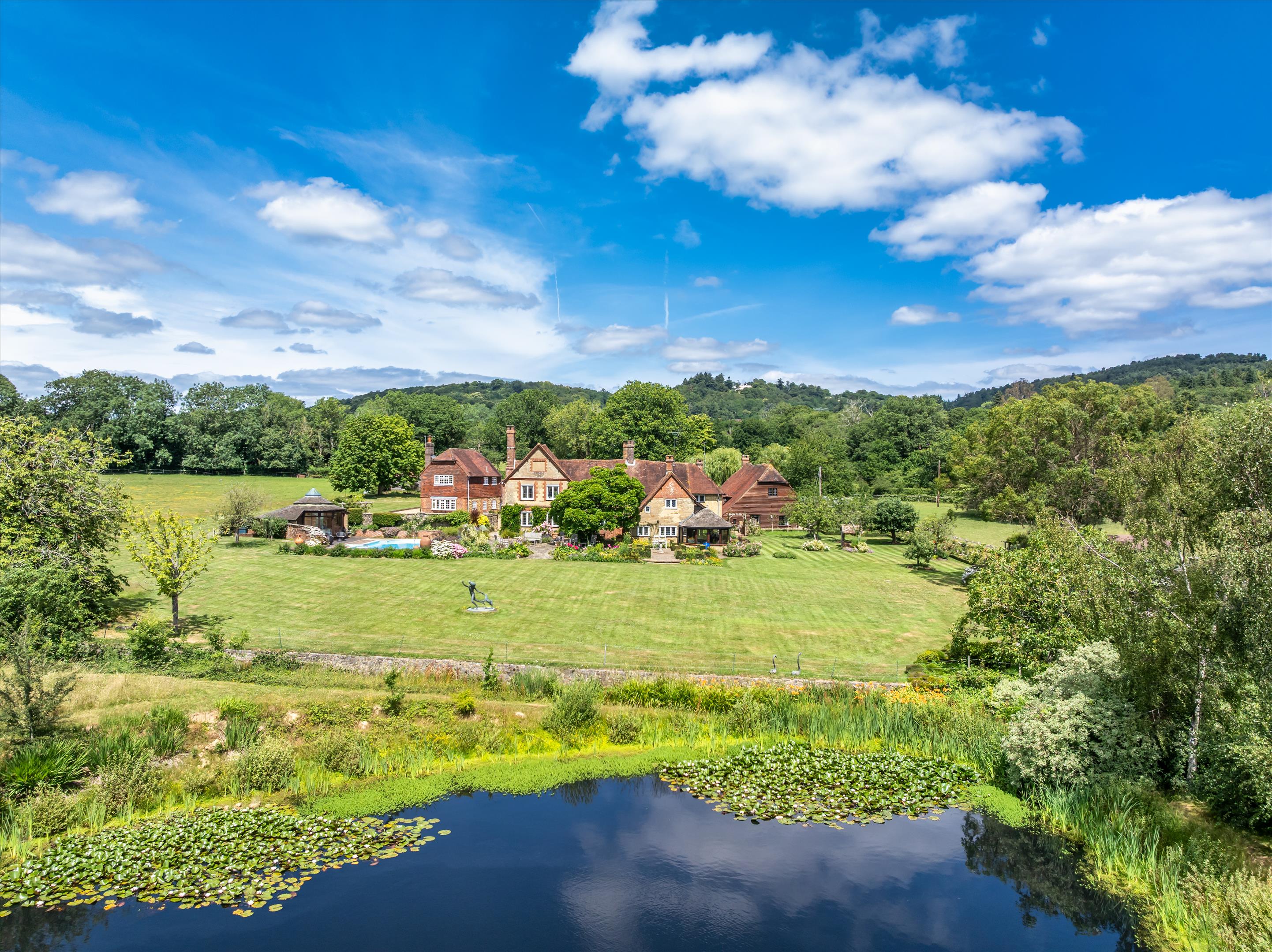 Coneyhurst Lane, Ewhurst, Cranleigh, Surrey GU6 7PW