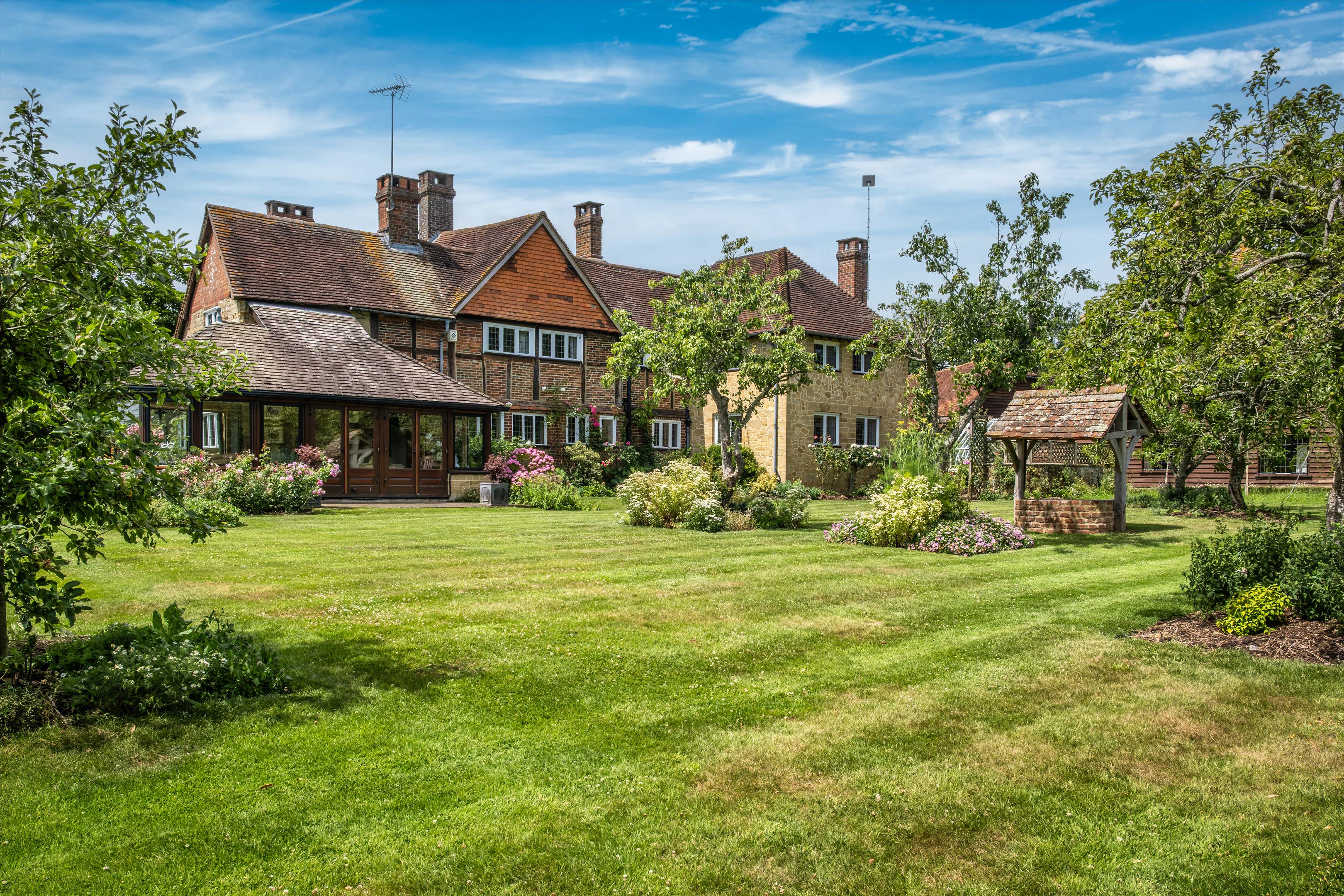 Coneyhurst Lane, Ewhurst, Cranleigh, Surrey GU6 7PW