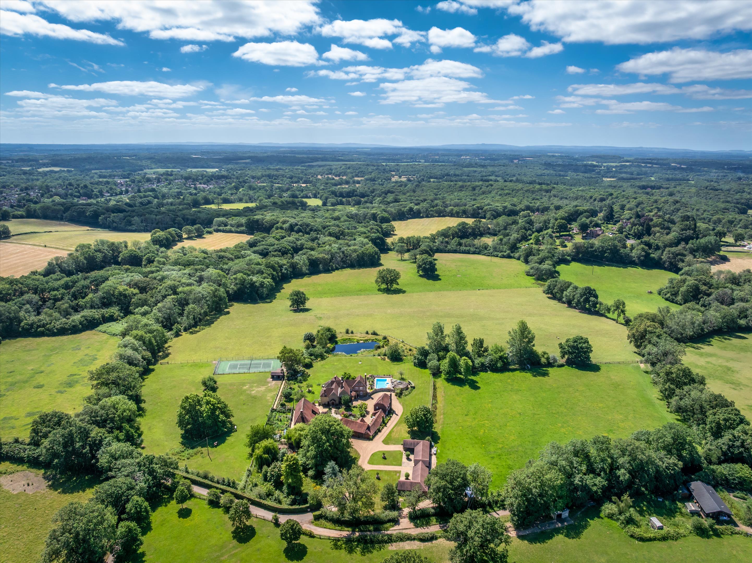Coneyhurst Lane, Ewhurst, Cranleigh, Surrey GU6 7PW