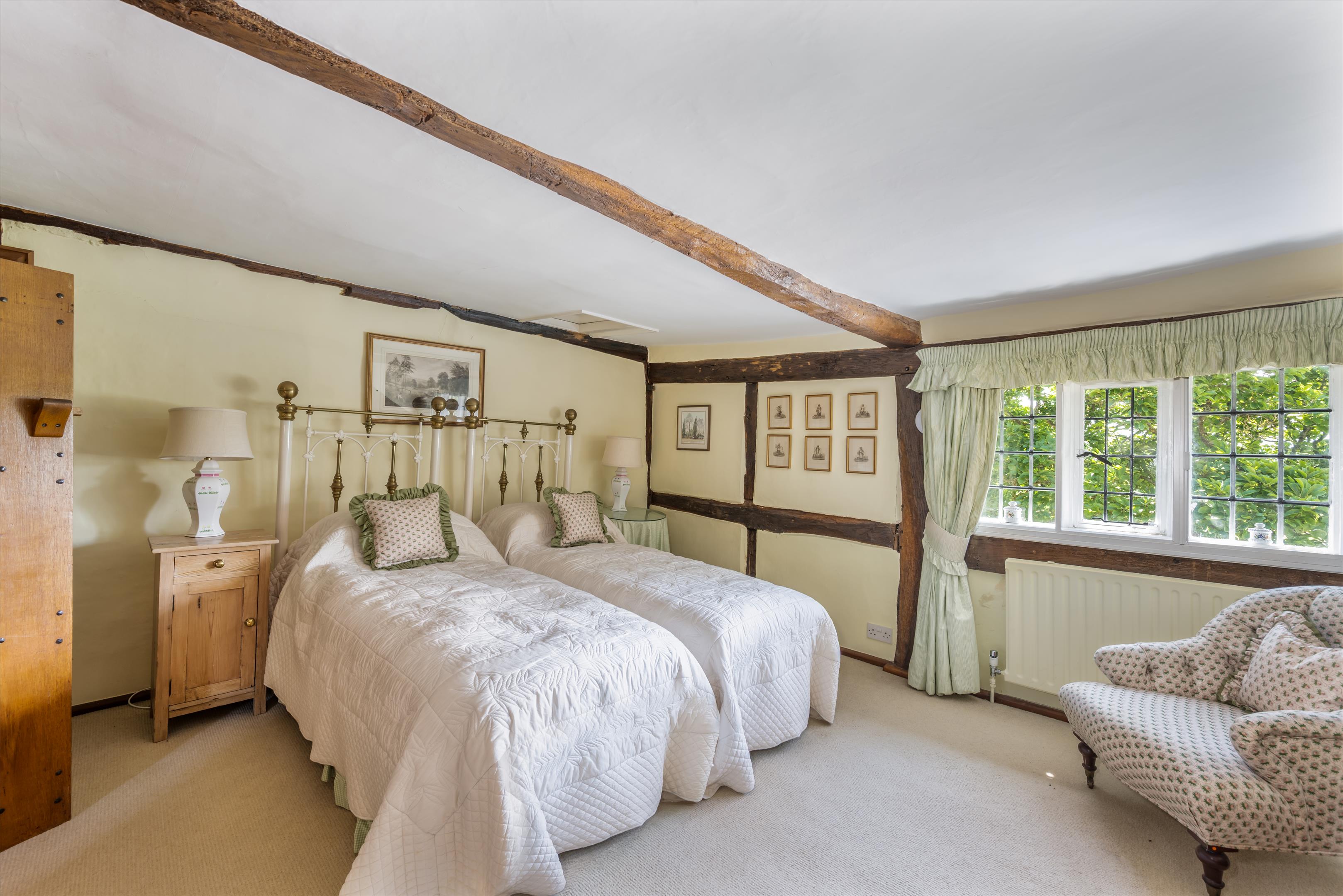 Coneyhurst Lane, Ewhurst, Cranleigh, Surrey GU6 7PW