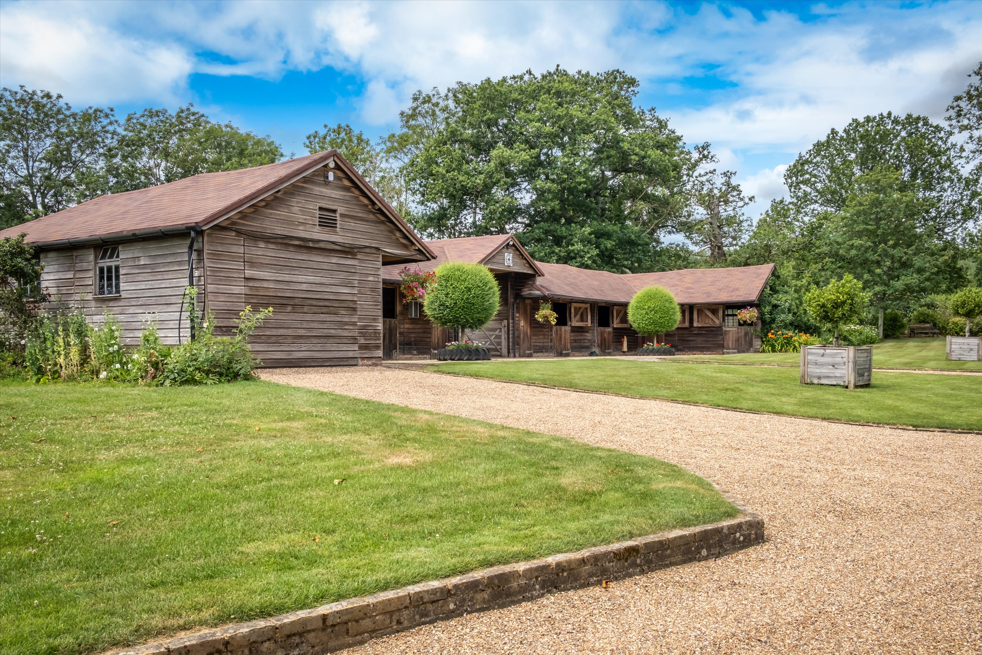 Coneyhurst Lane, Ewhurst, Cranleigh, Surrey GU6 7PW