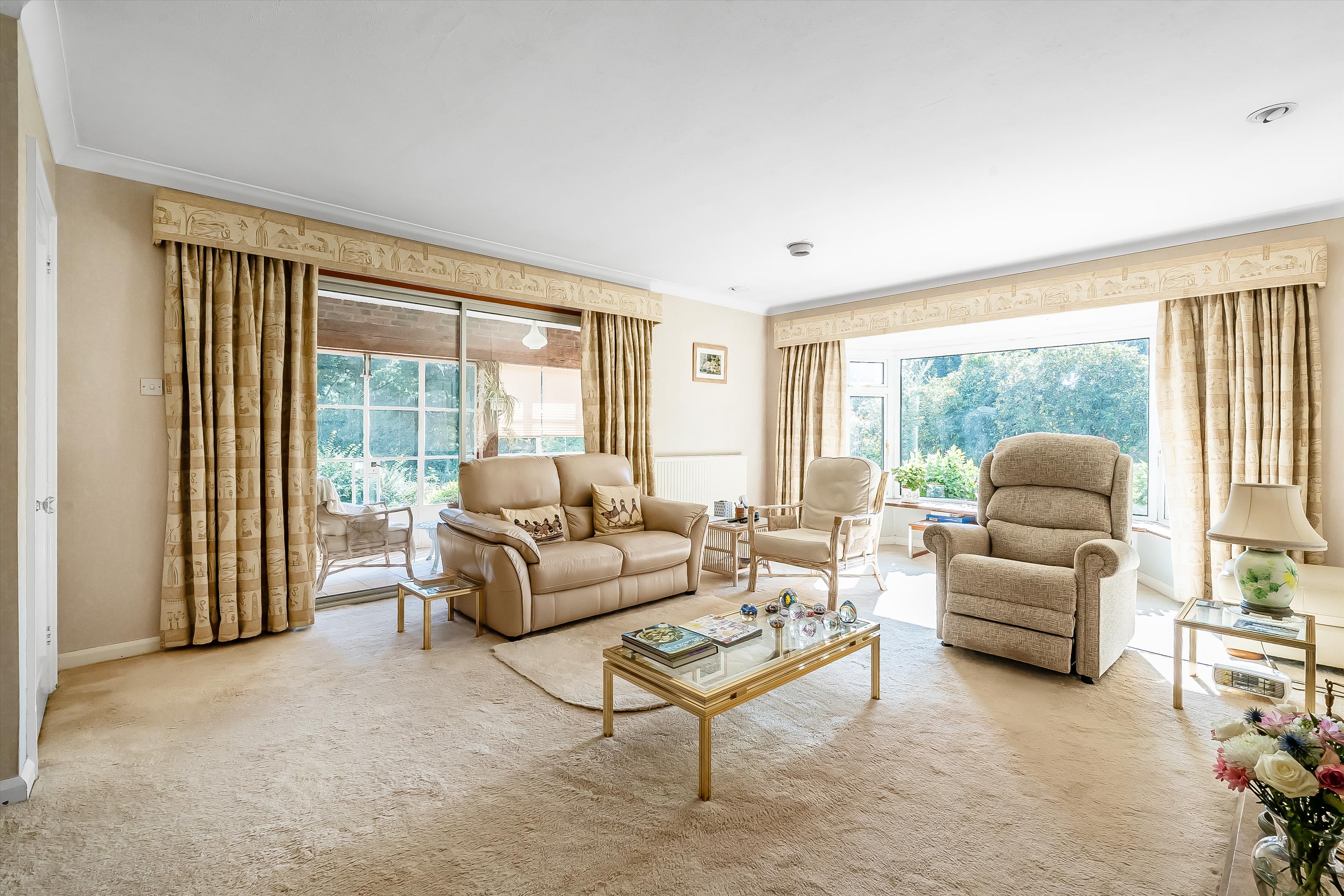 Snowdenham Lane, Bramley, Guildford, Surrey, GU5 0DB