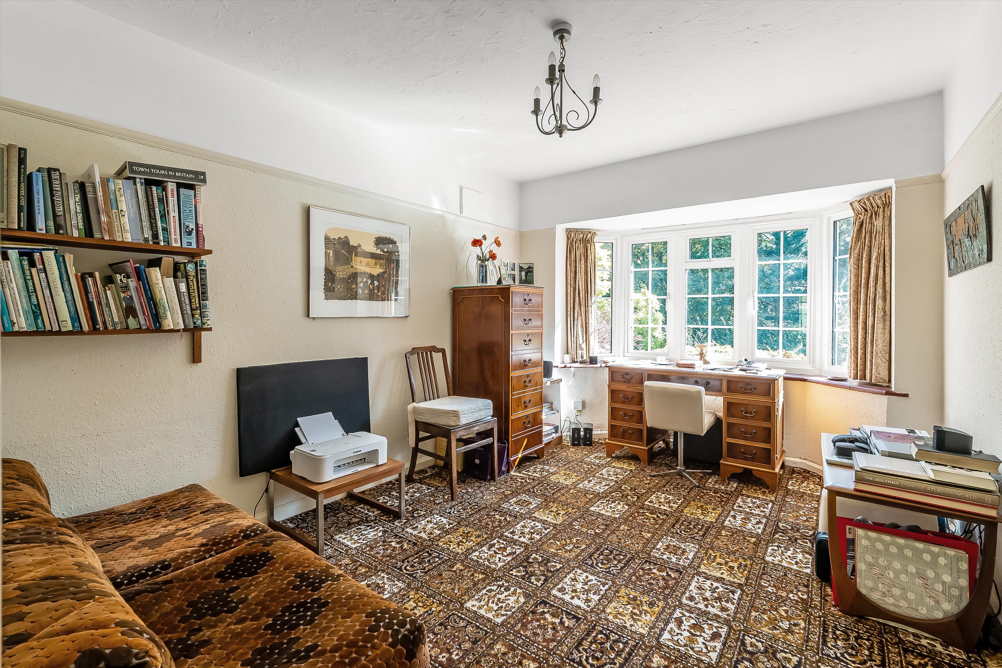 Snowdenham Lane, Bramley, Guildford, Surrey, GU5 0DB