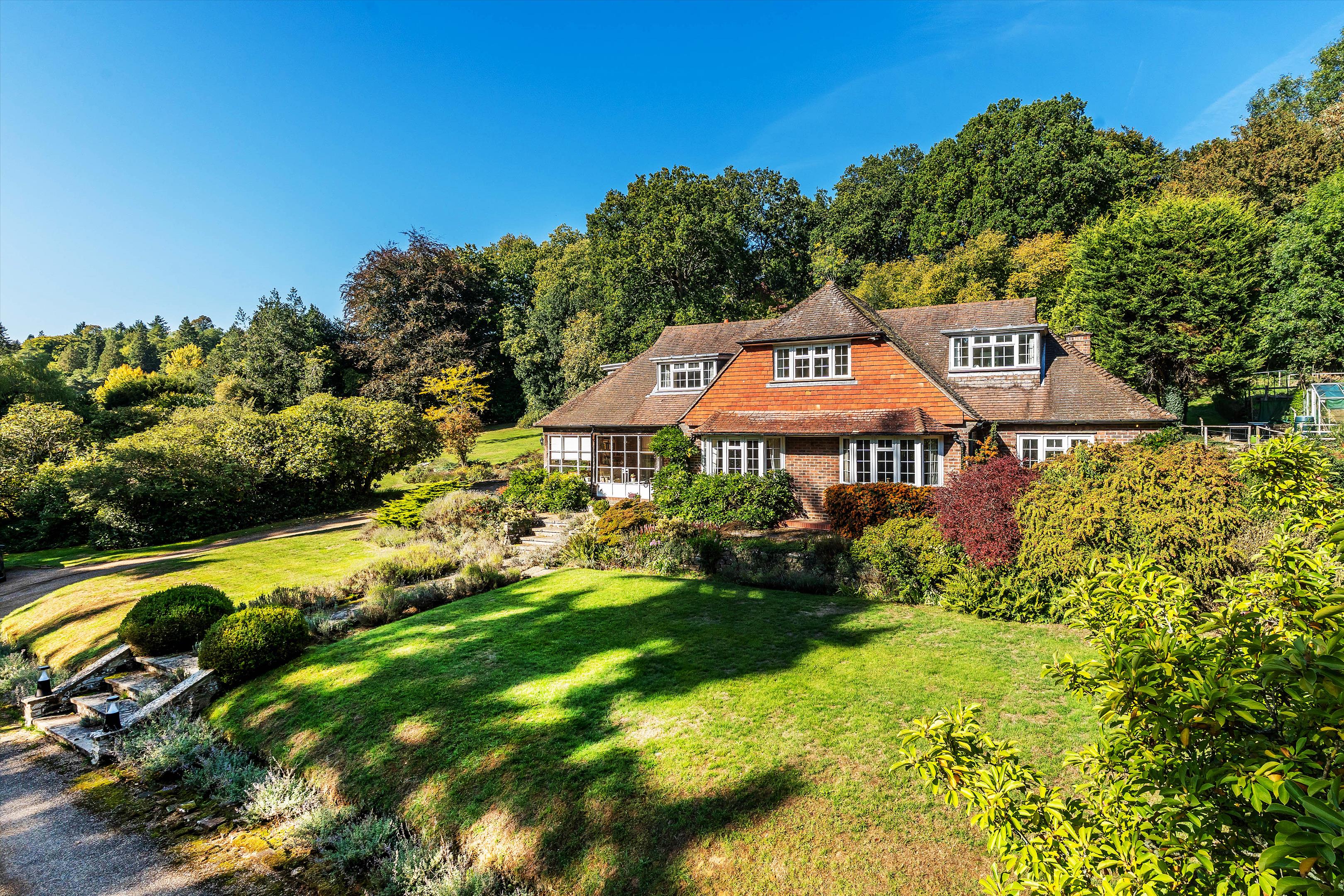 Snowdenham Lane, Bramley, Guildford, Surrey, GU5 0DB