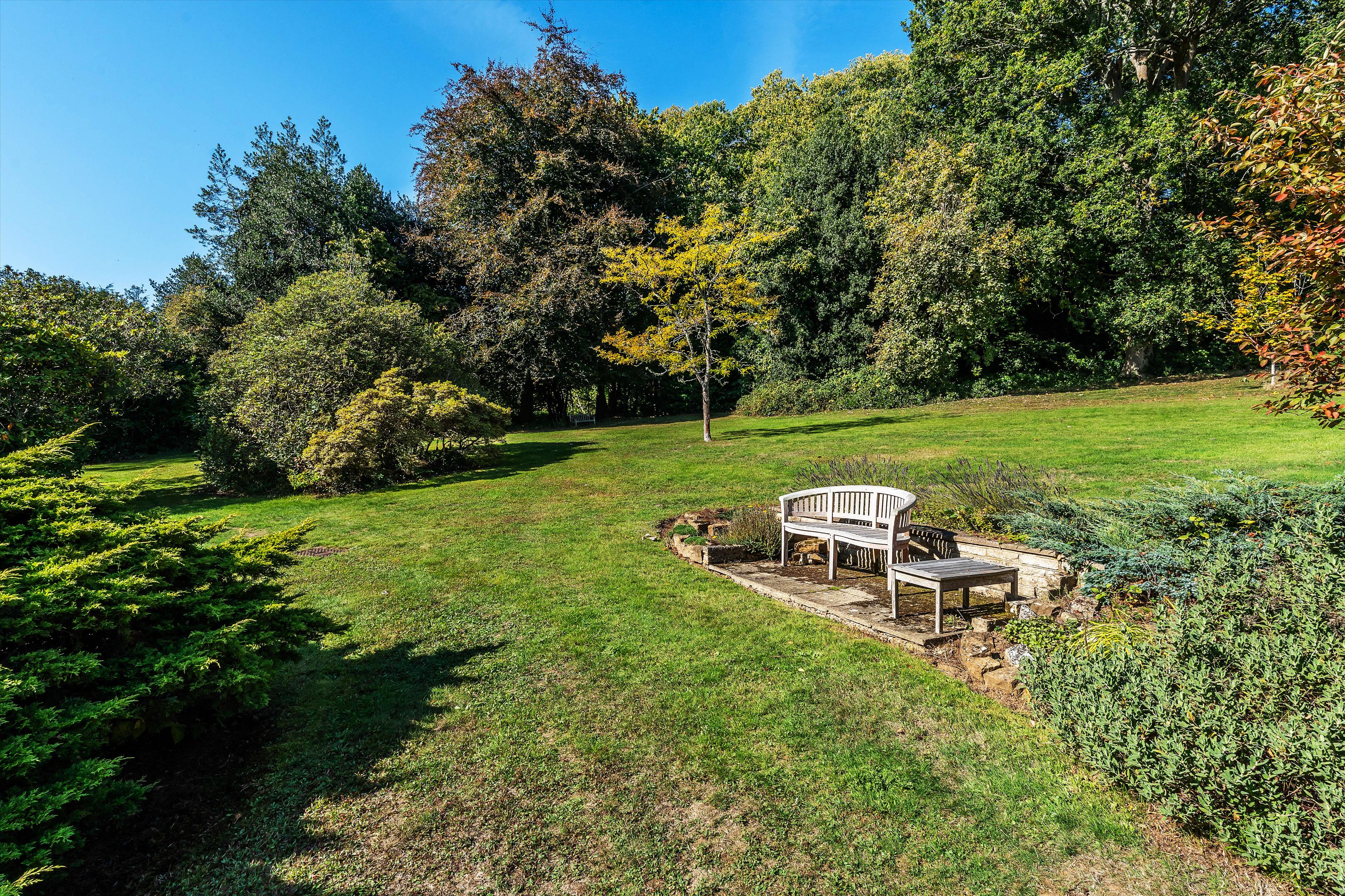Snowdenham Lane, Bramley, Guildford, Surrey, GU5 0DB