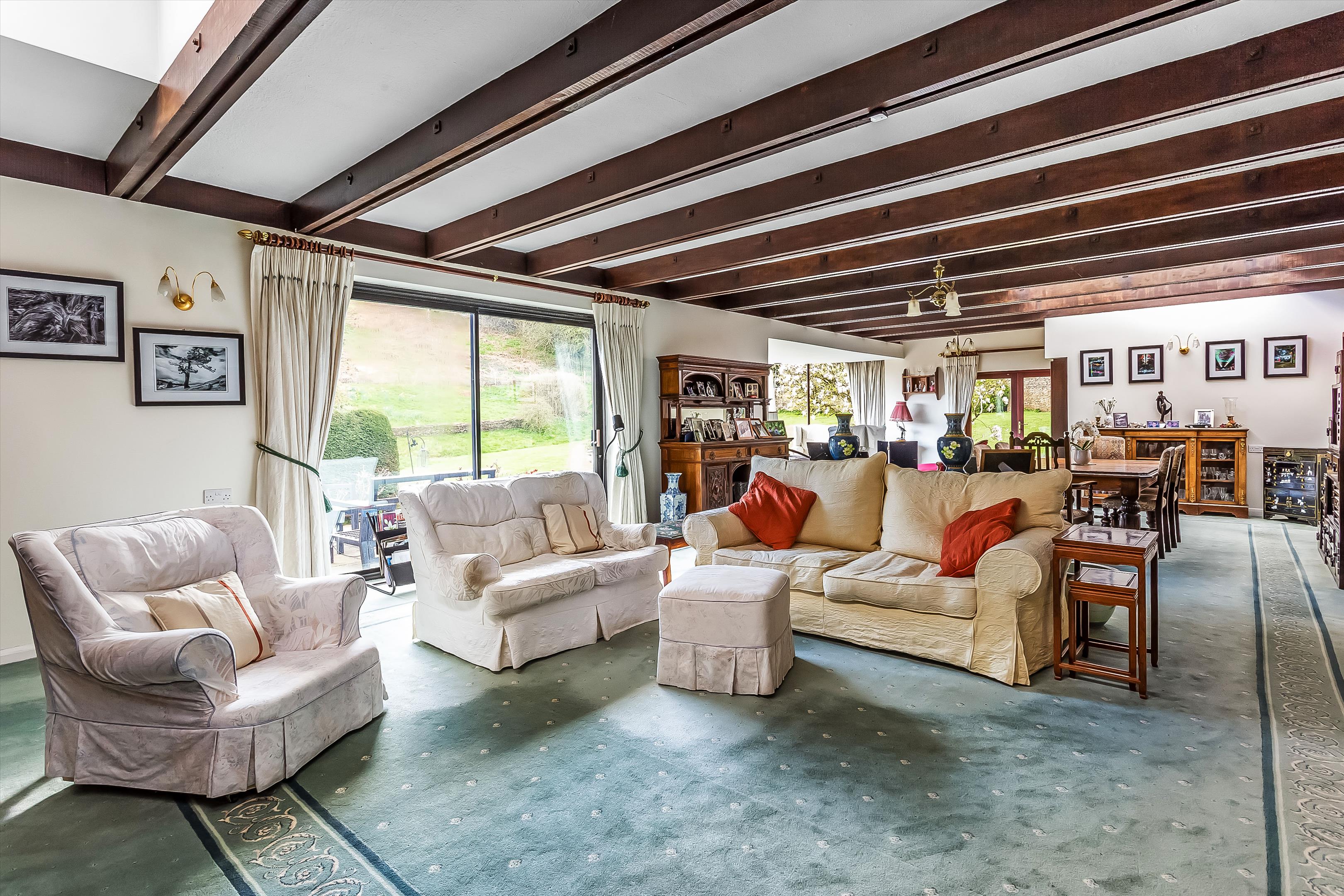 Old Portsmouth Road, Artington, Guildford, GU3