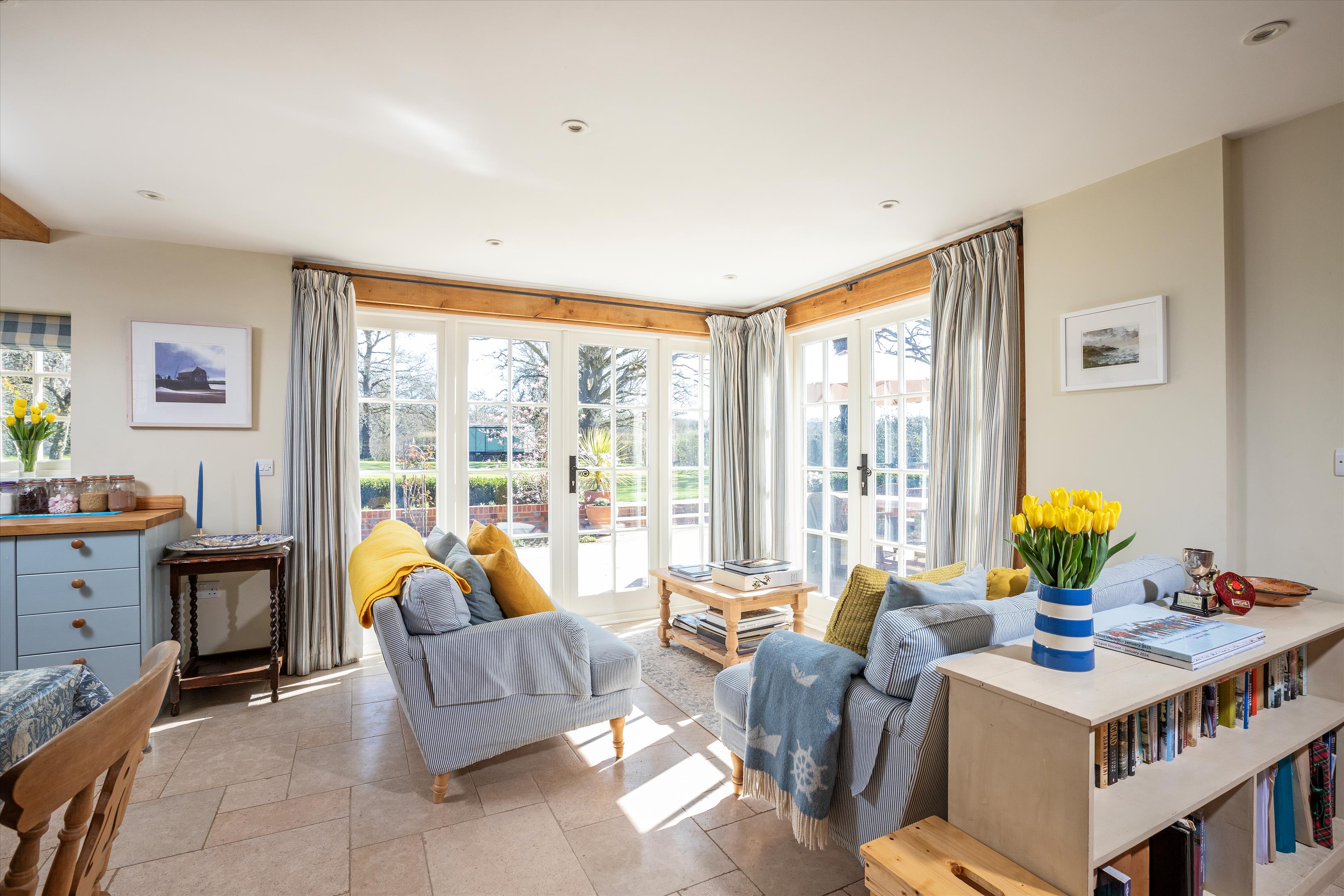 Knightons Lane, Dunsfold, Godalming, Surrey, GU8
