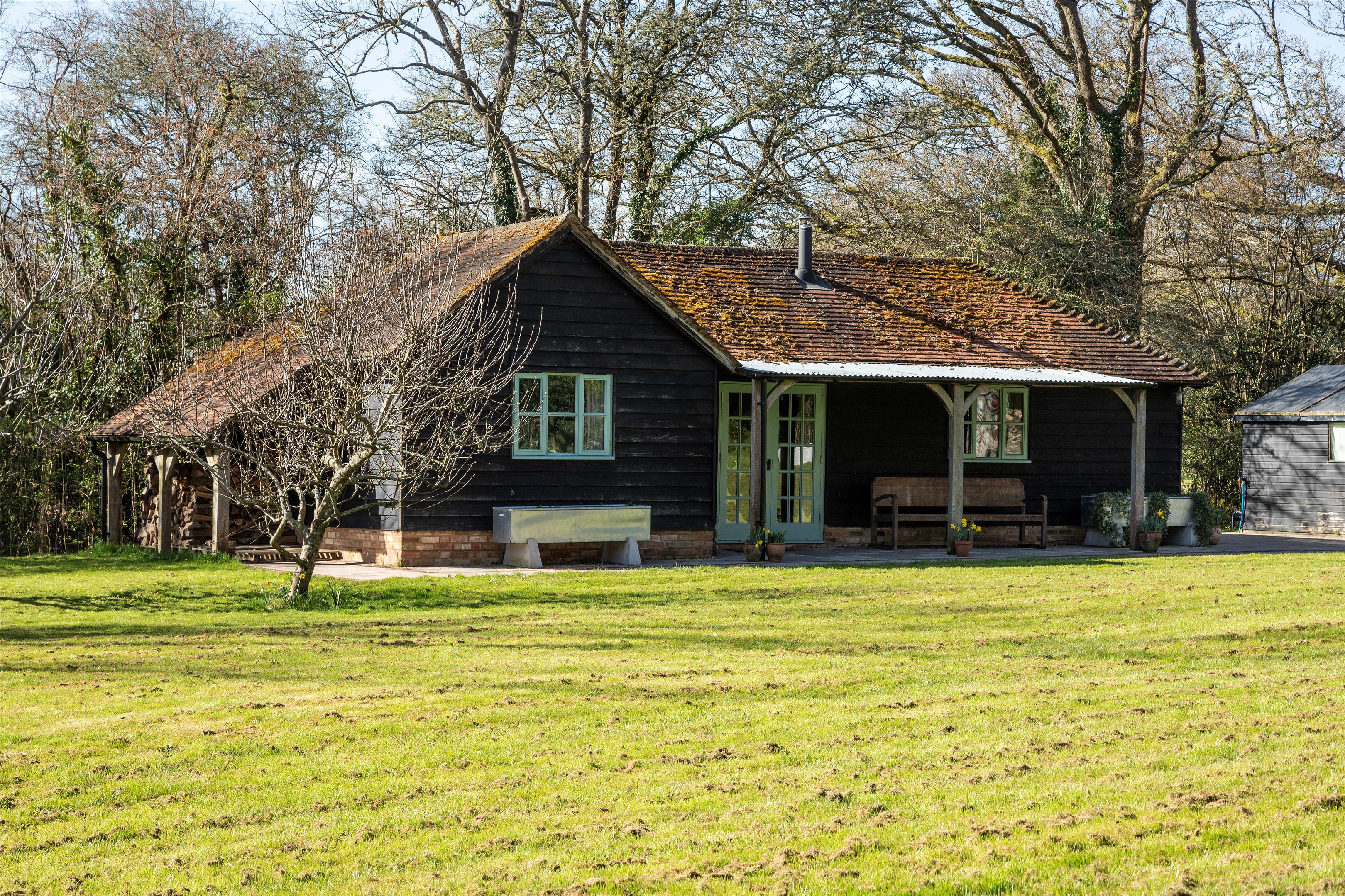 Knightons Lane, Dunsfold, Godalming, Surrey, GU8