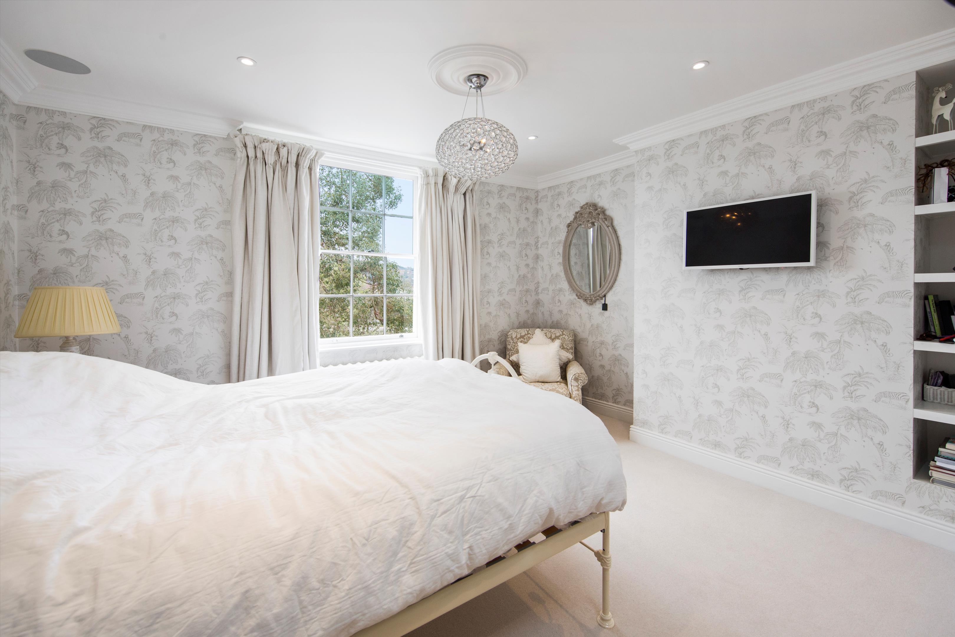Quarry Street, Guildford, Surrey, GU1.
