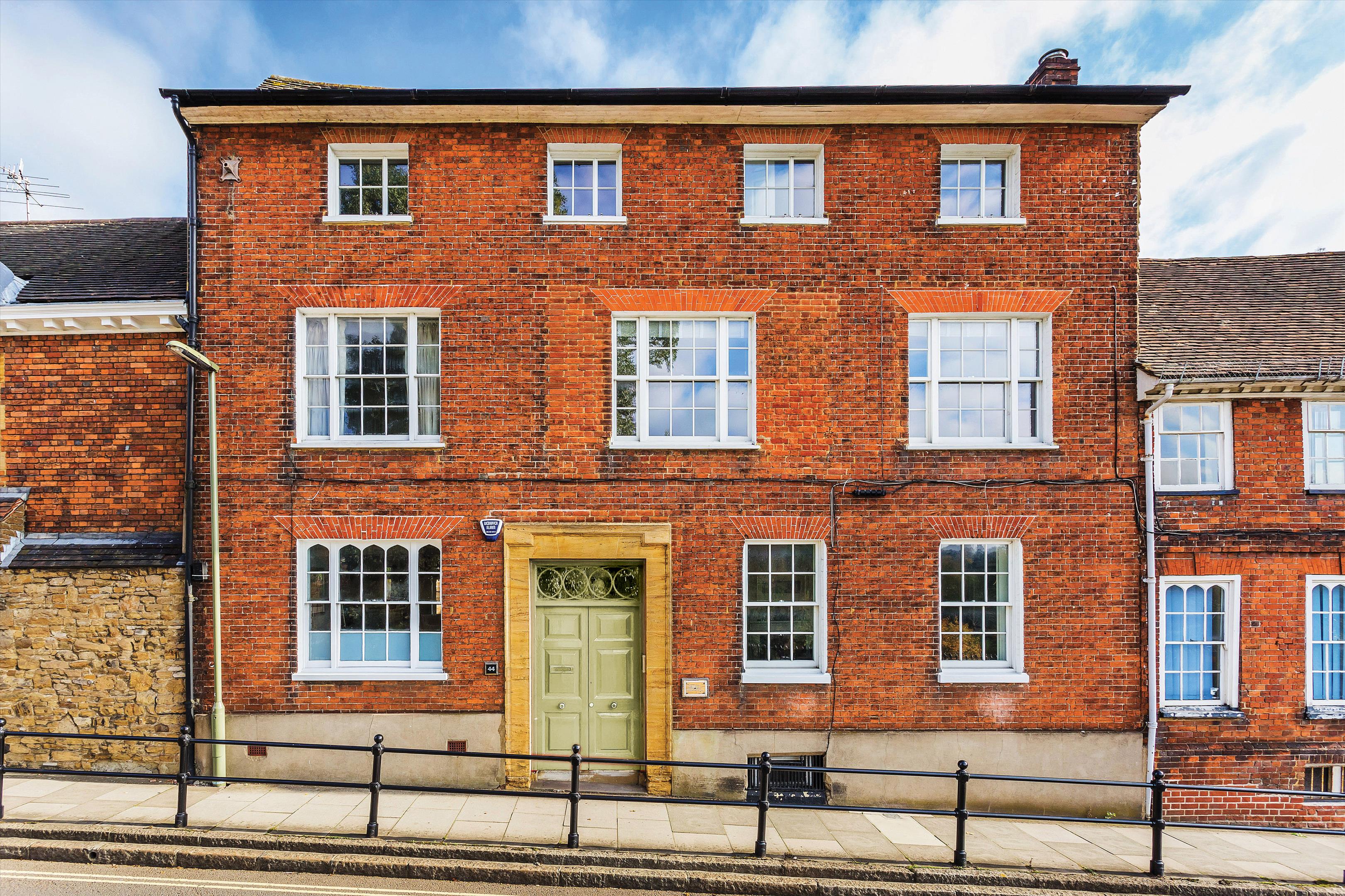 Quarry Street, Guildford, Surrey, GU1.