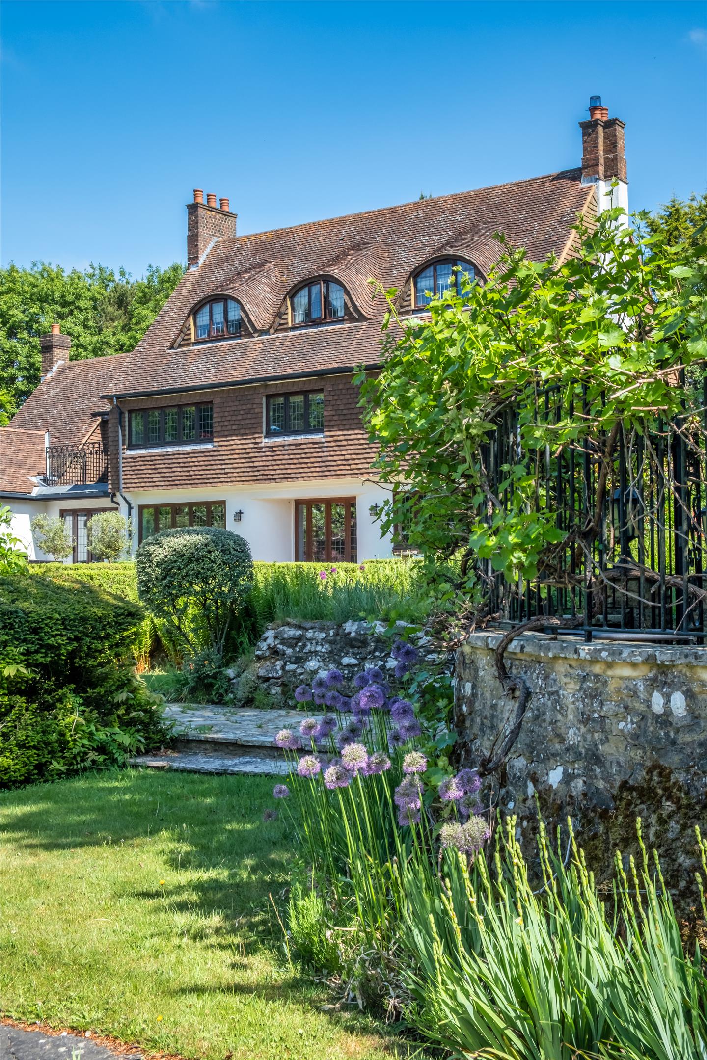 Sutton Place, Abinger Hammer, Dorking, Surrey, RH5
