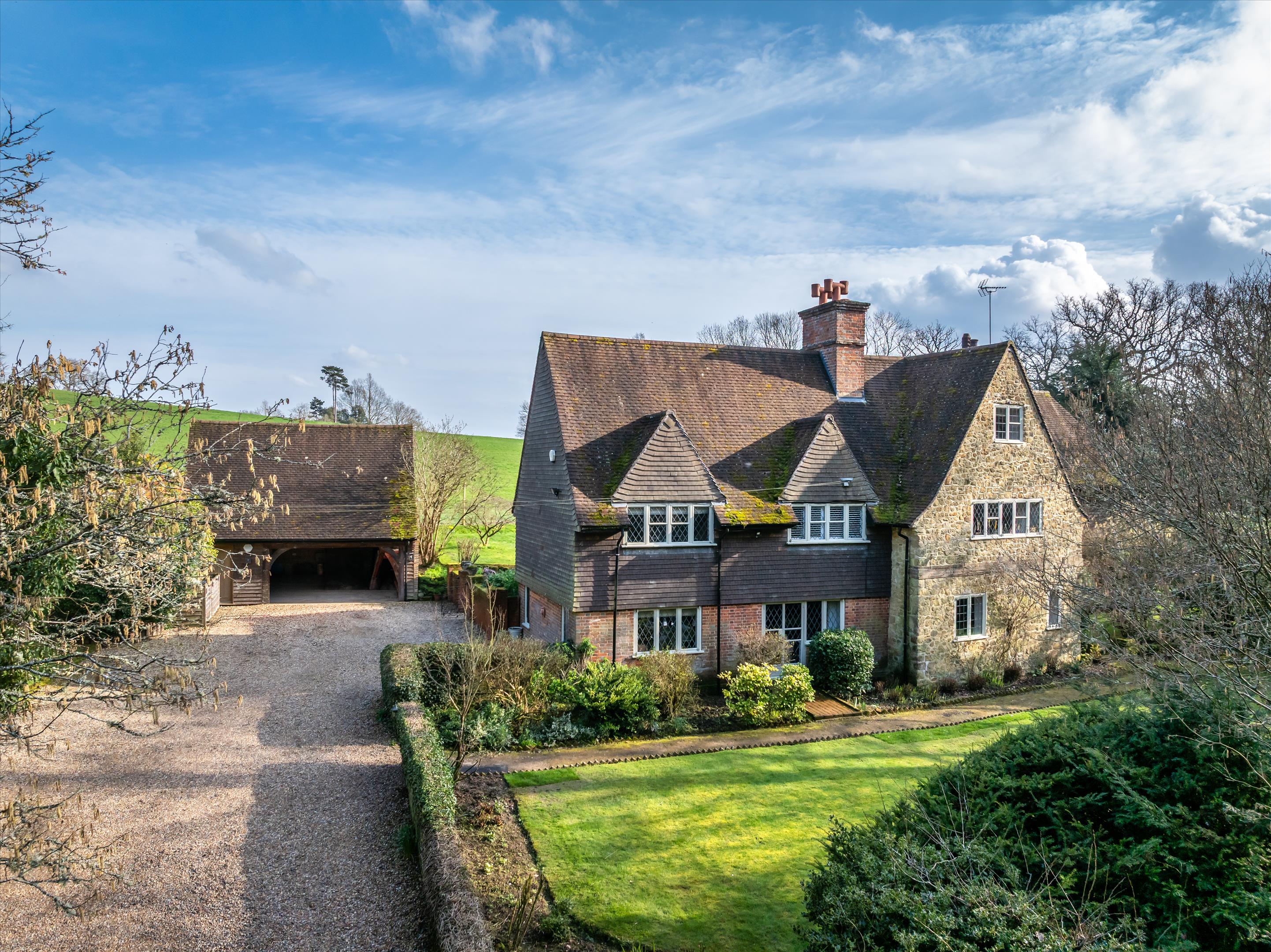 Smithwood Common, Cranleigh, Surrey, GU6 8QX.