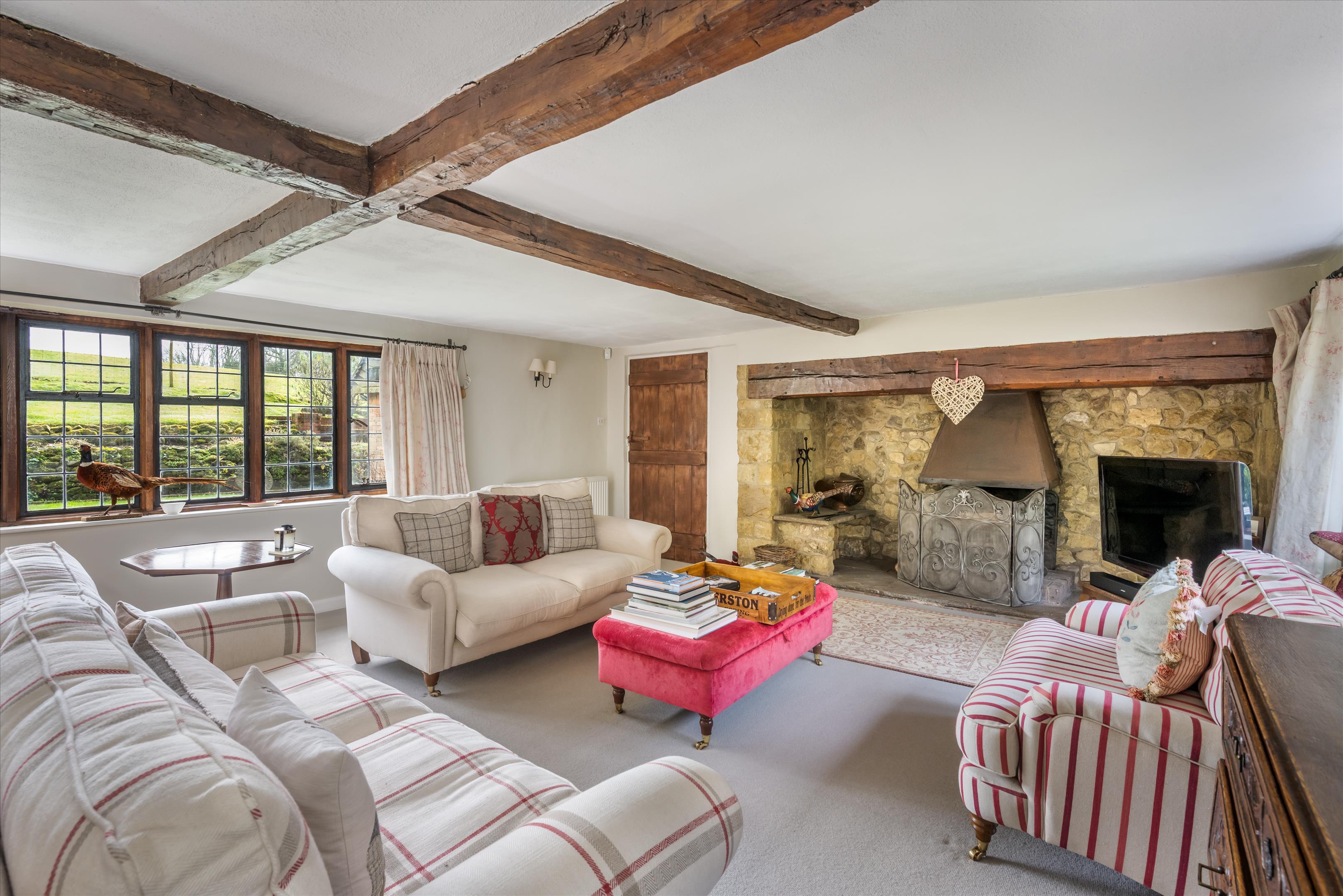 Smithwood Common, Cranleigh, Surrey, GU6 8QX.