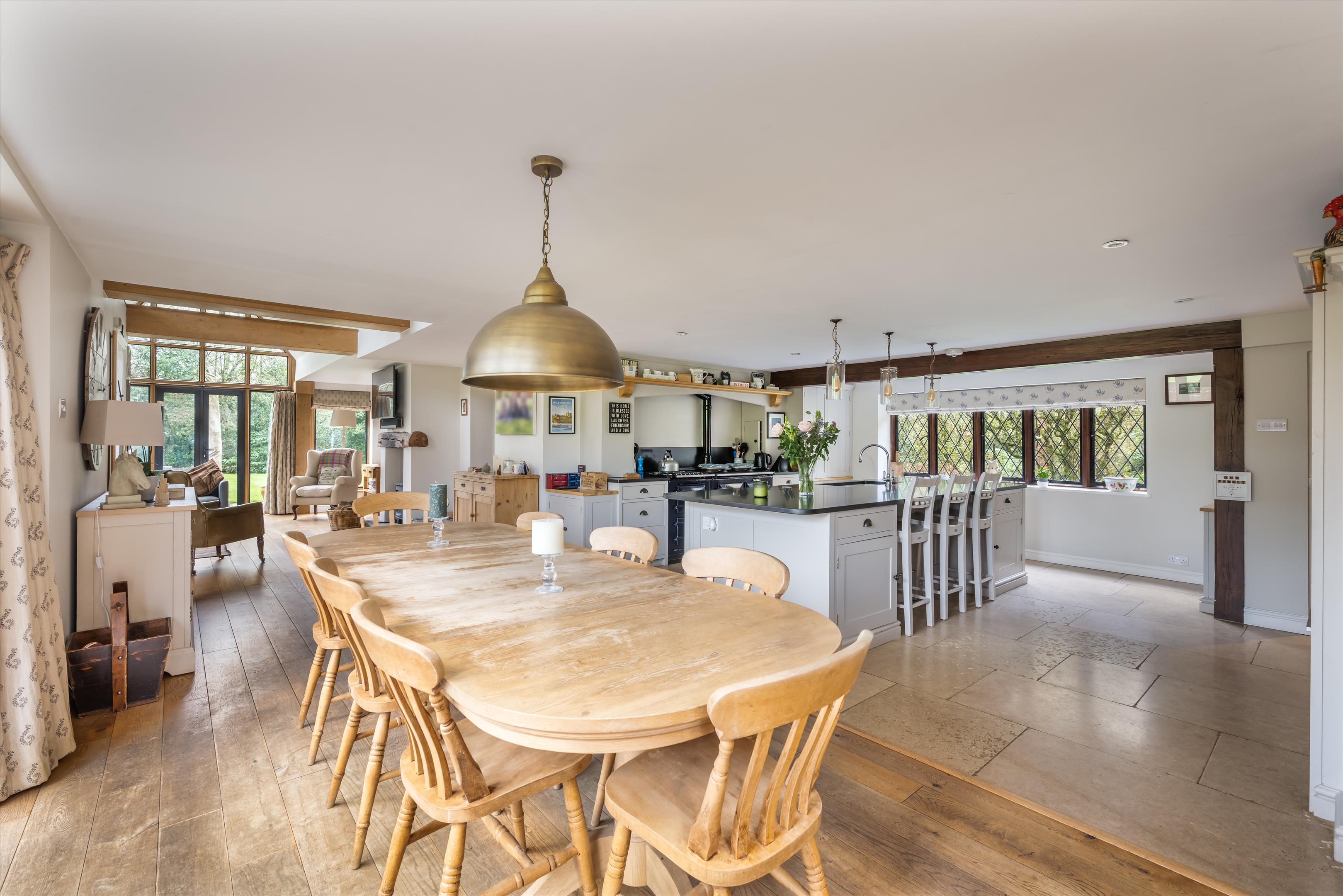 Smithwood Common, Cranleigh, Surrey, GU6 8QX.