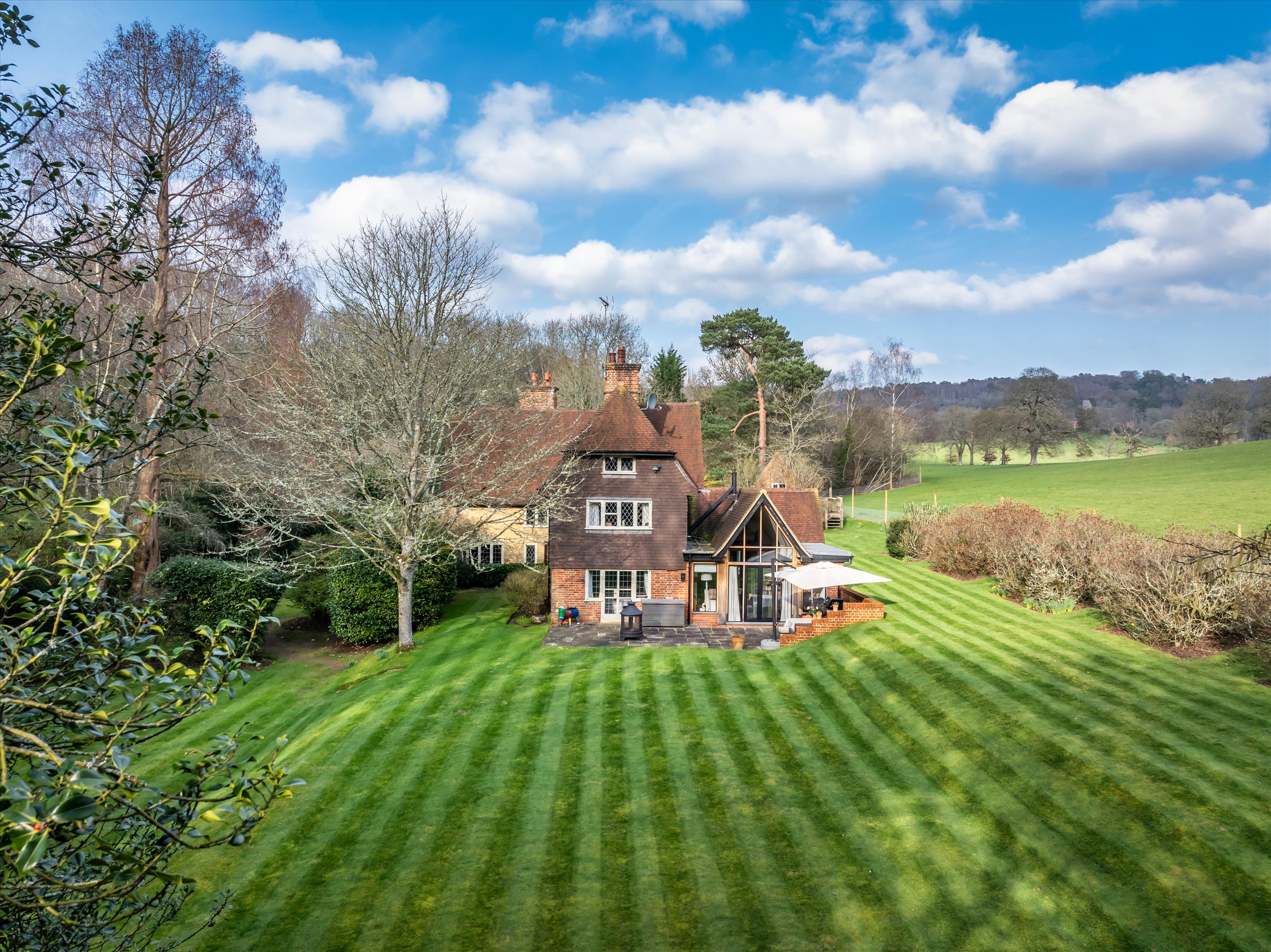Smithwood Common, Cranleigh, Surrey, GU6 8QX.