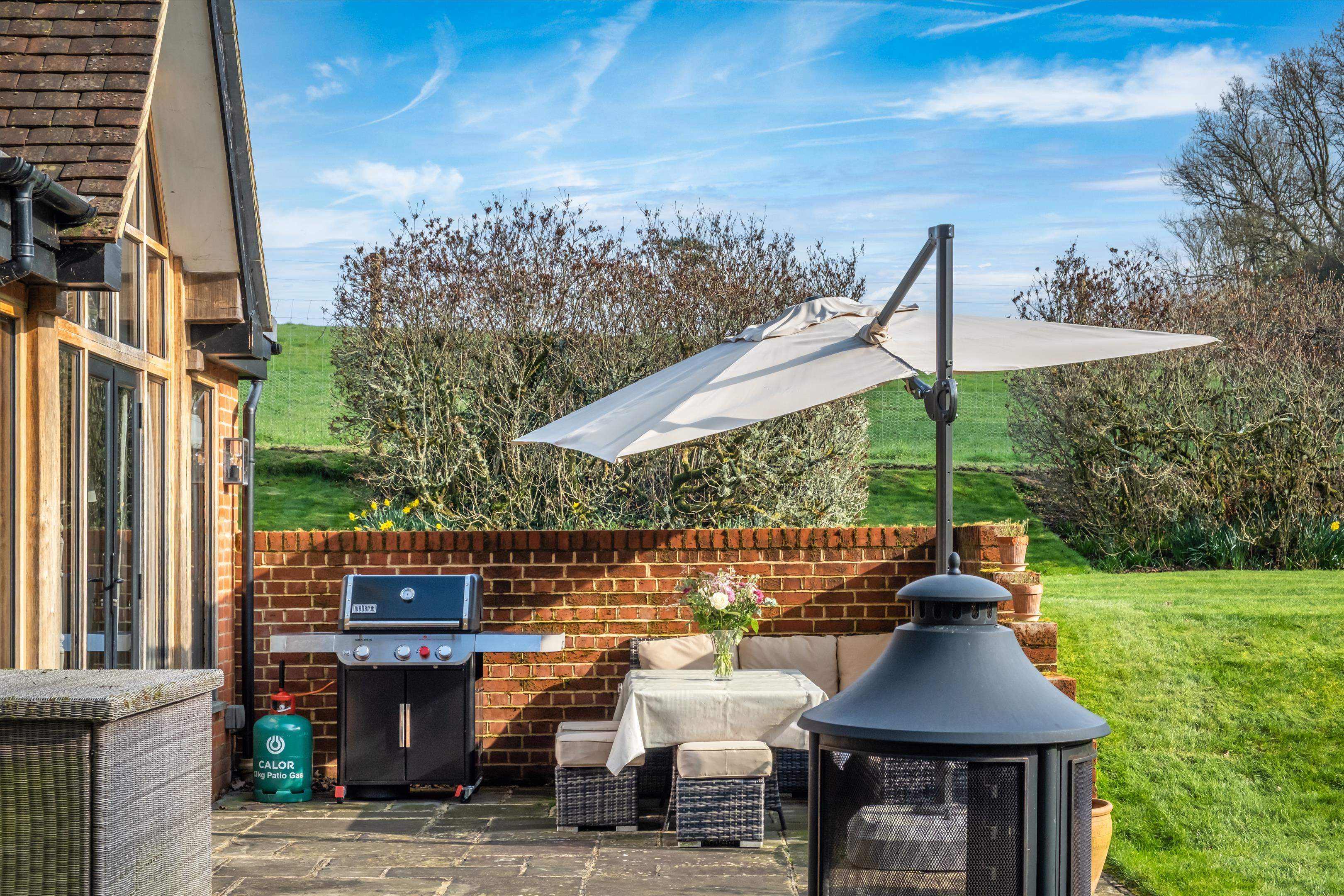 Smithwood Common, Cranleigh, Surrey, GU6 8QX.