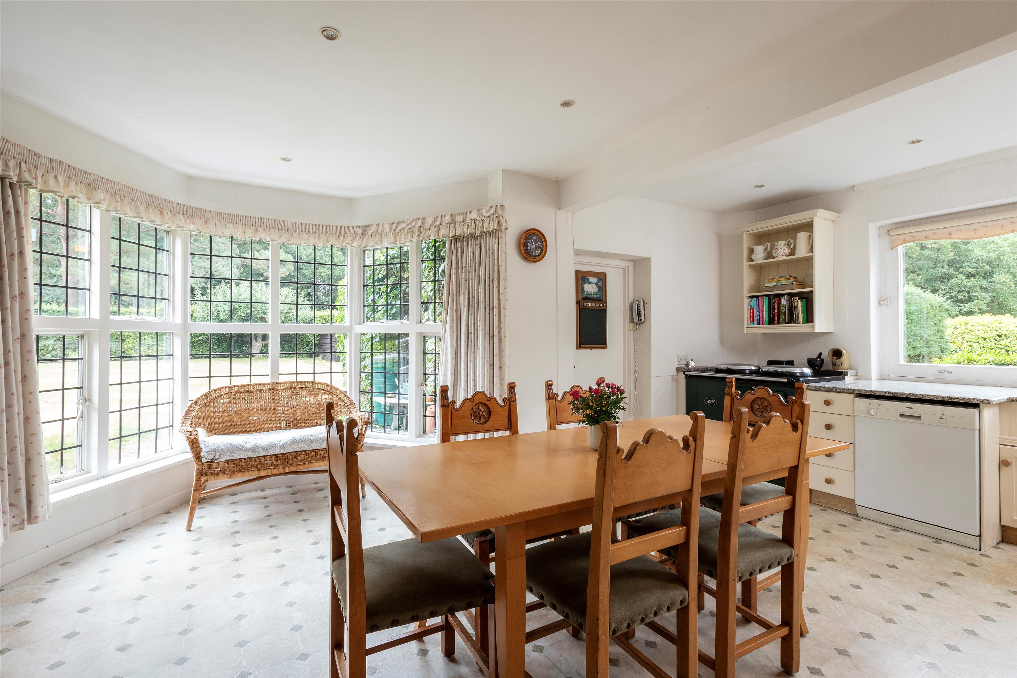 Seale Road, Elstead, Godalming, Surrey, GU8
