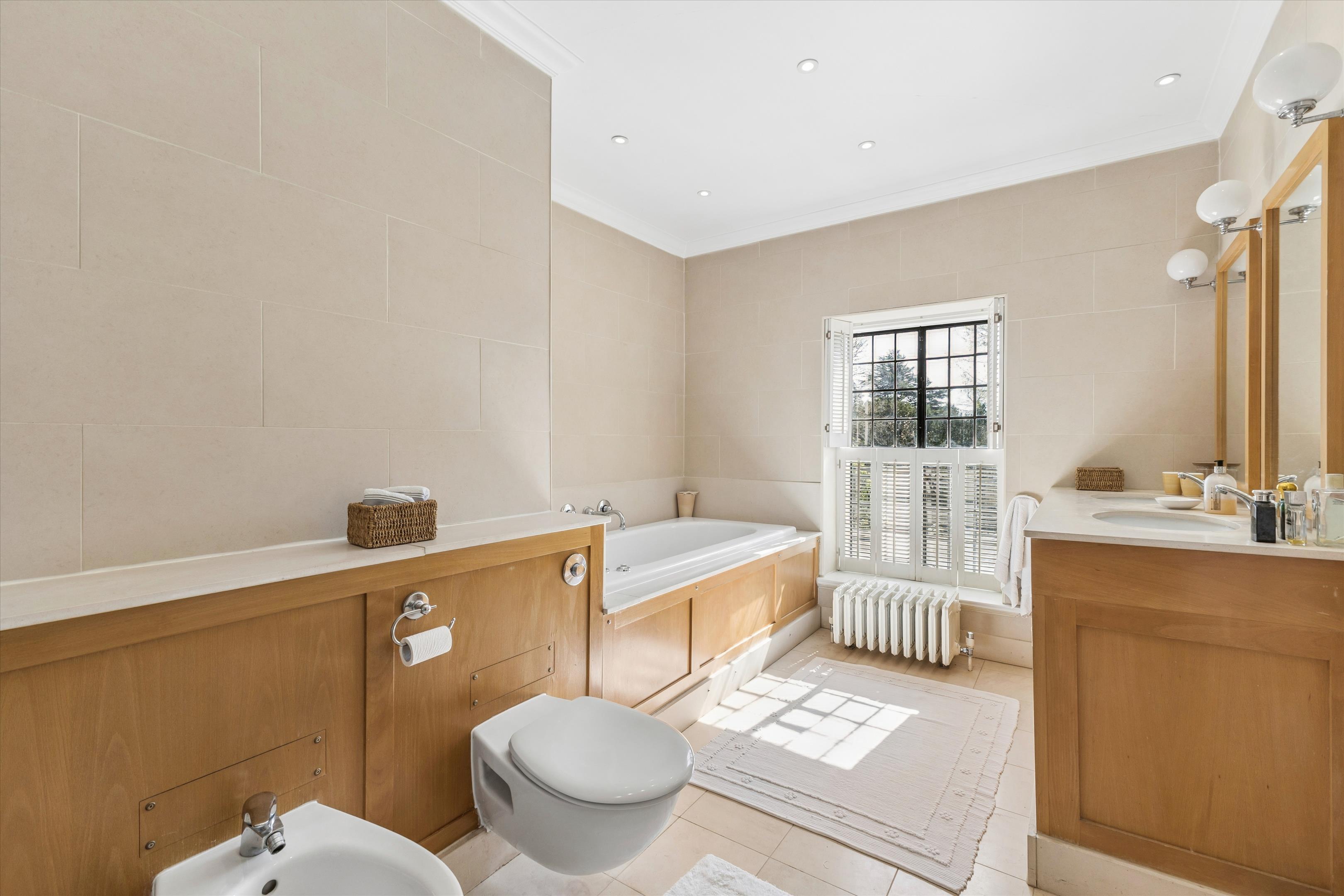Danes Hill, The Hockering, Woking, Surrey, GU22 7HQ