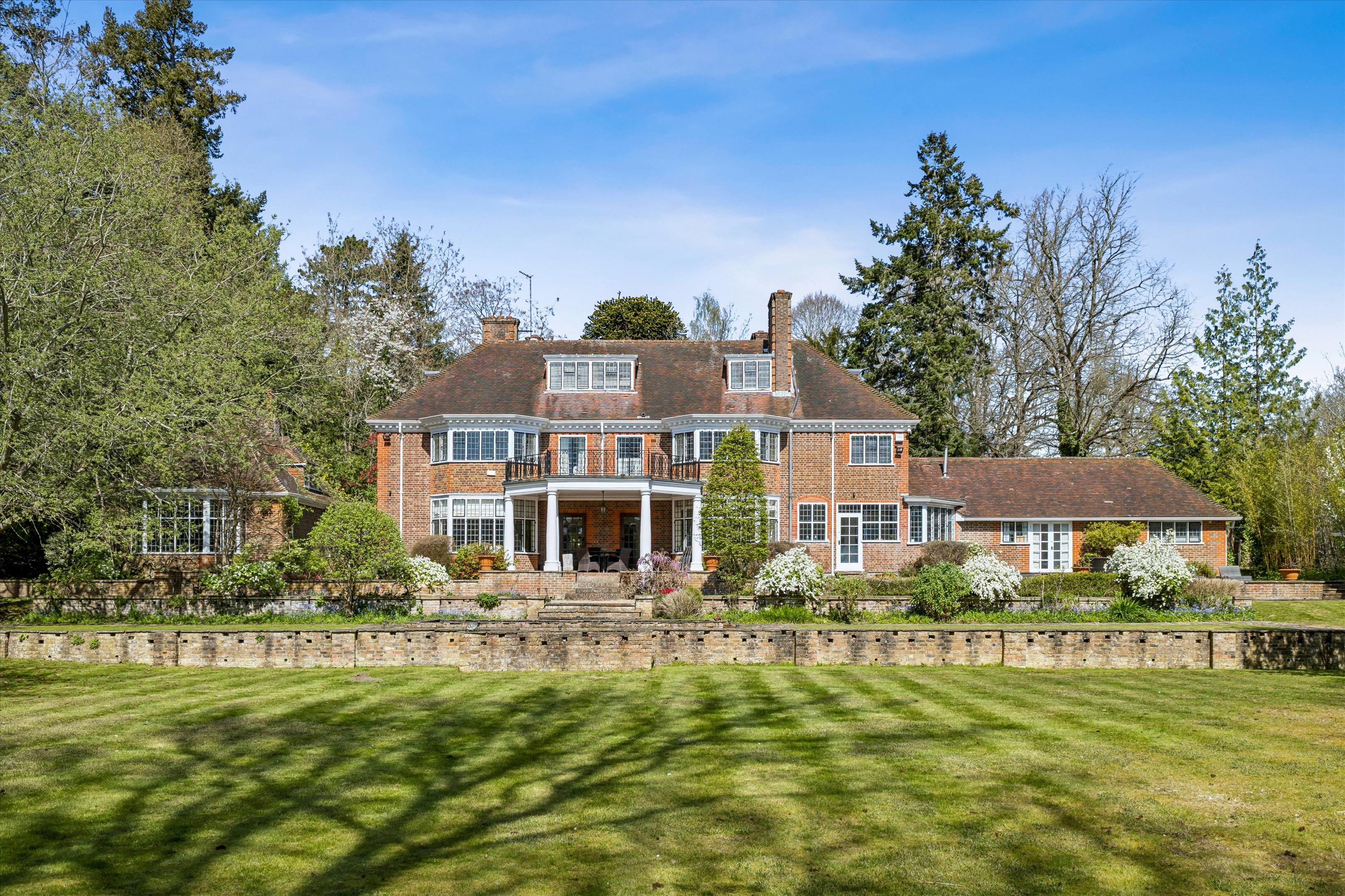 Danes Hill, The Hockering, Woking, Surrey, GU22 7HQ