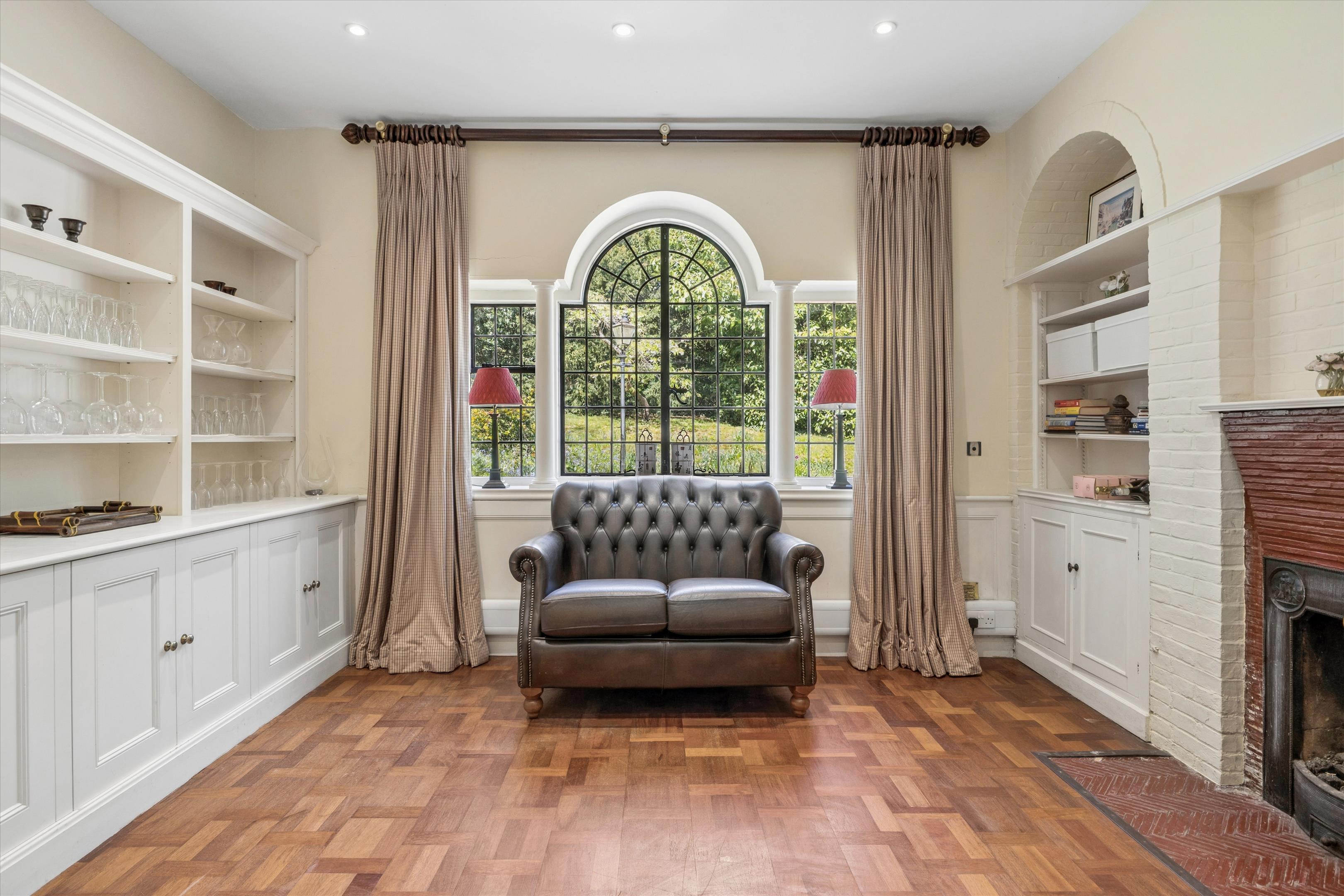 Danes Hill, The Hockering, Woking, Surrey, GU22 7HQ