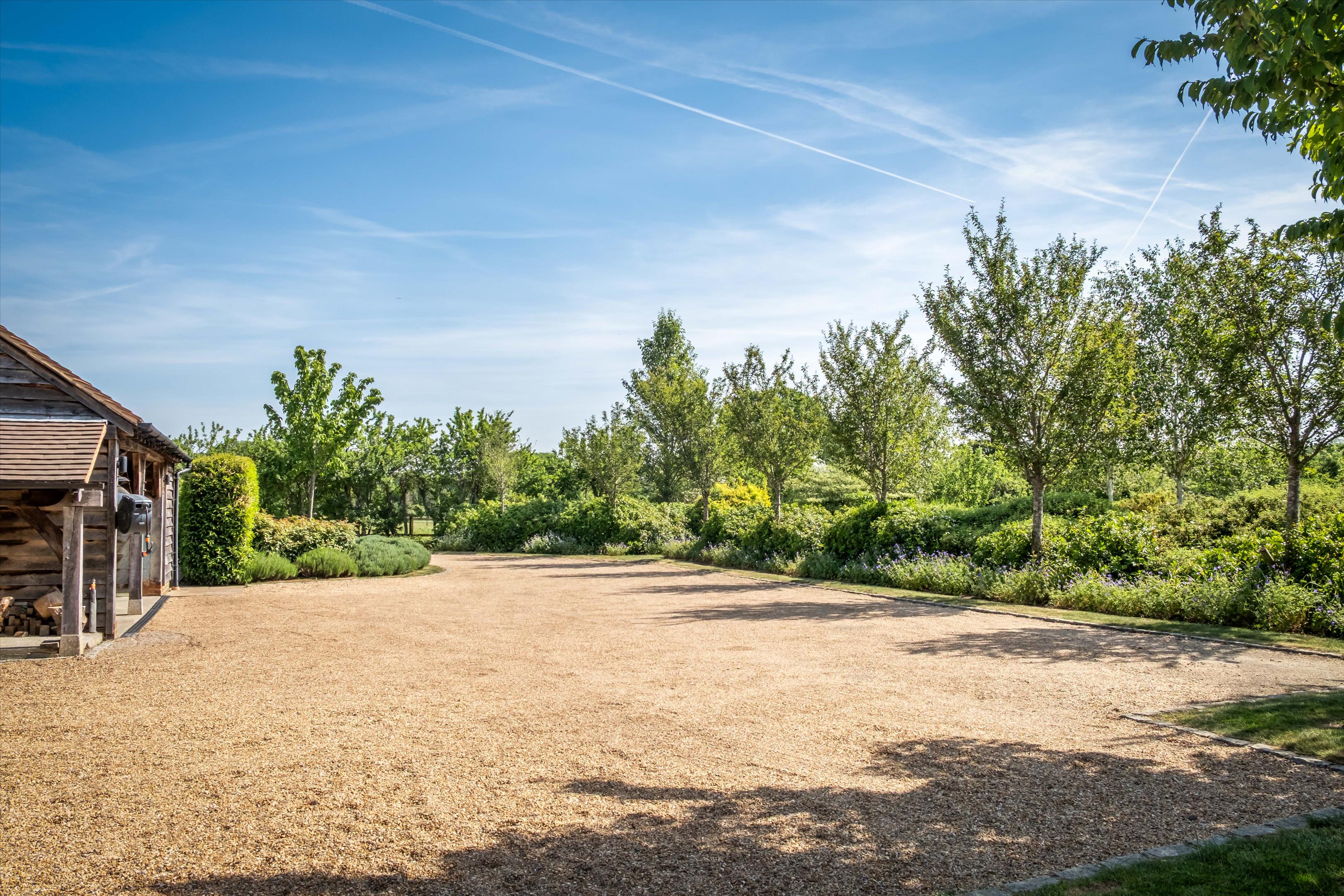 Hungry Hill Lane, Nr Send, Woking, Surrey, GU23 7LG