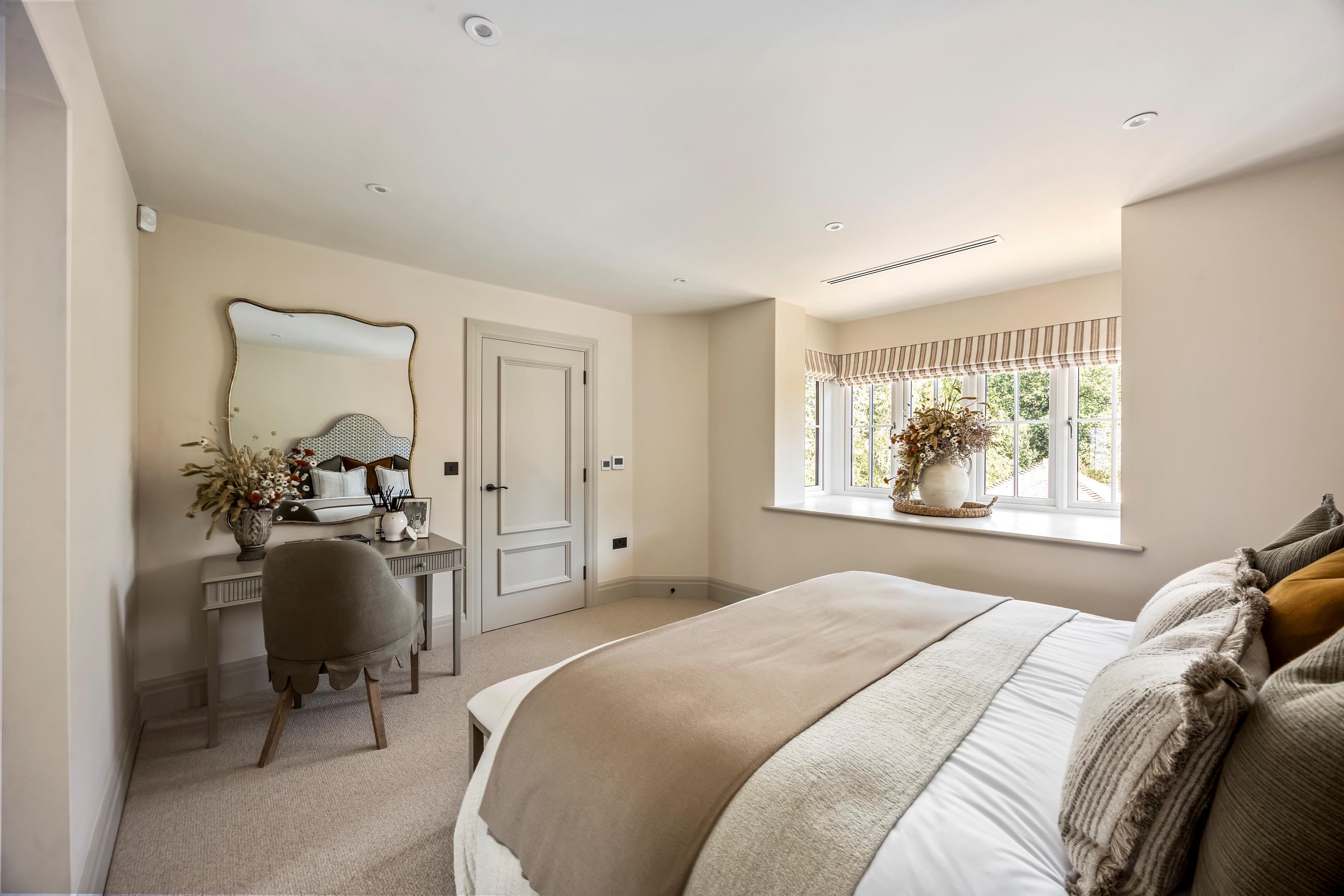 Peyton Place, Finchampstead, RG40