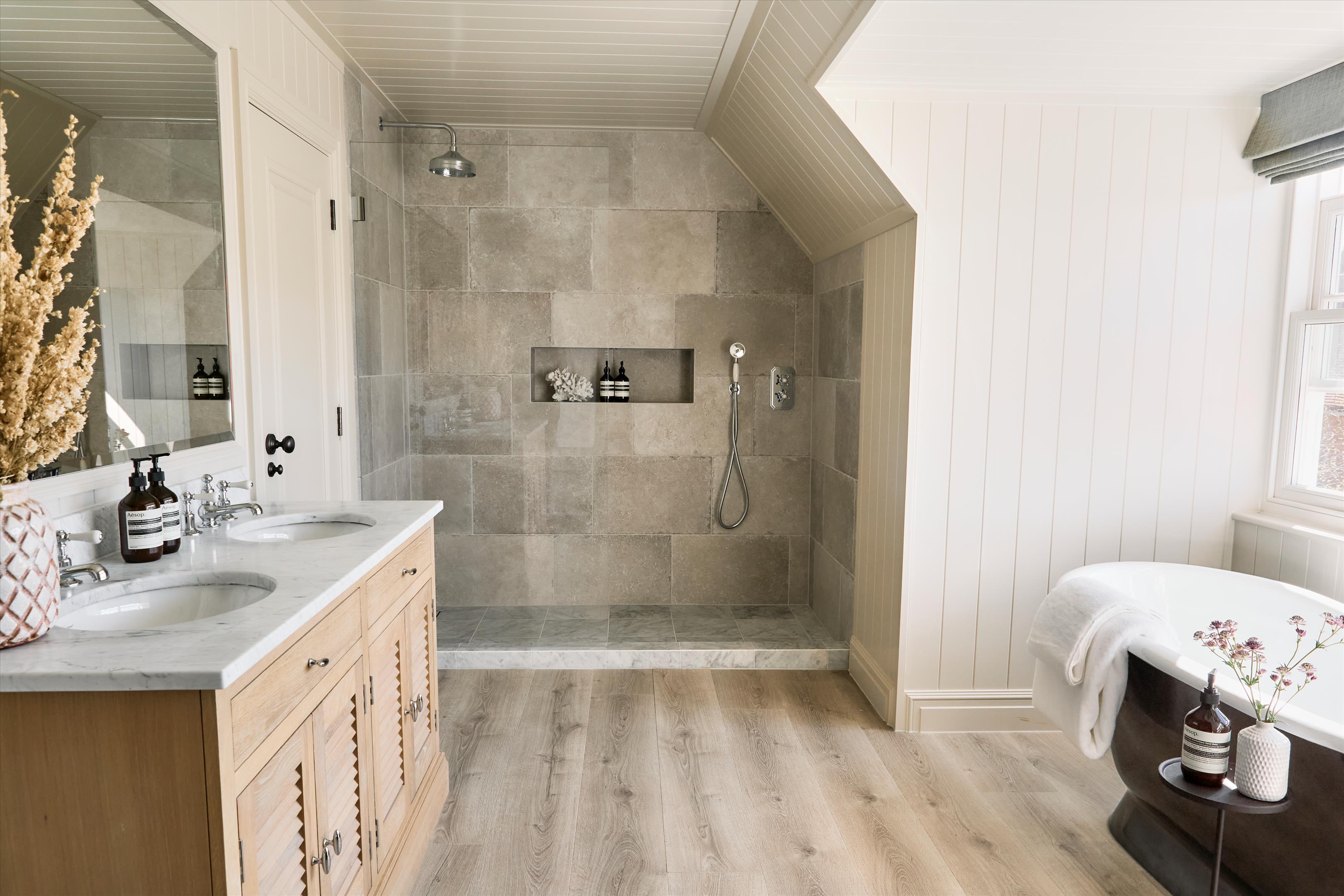 Charleston Place, Hayes Grove, Shiplake RG9