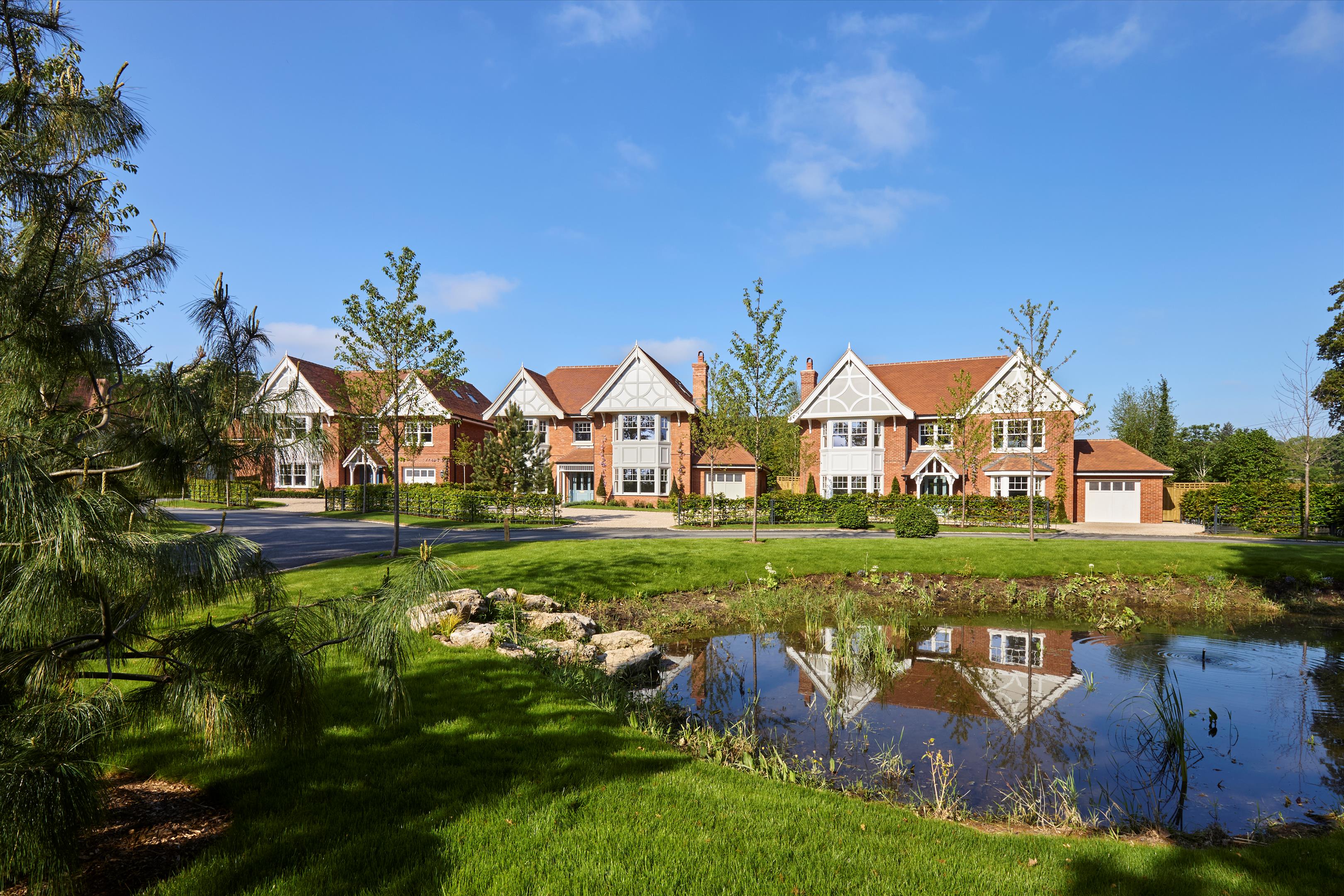 Charleston Place, Hayes Grove, Shiplake RG9