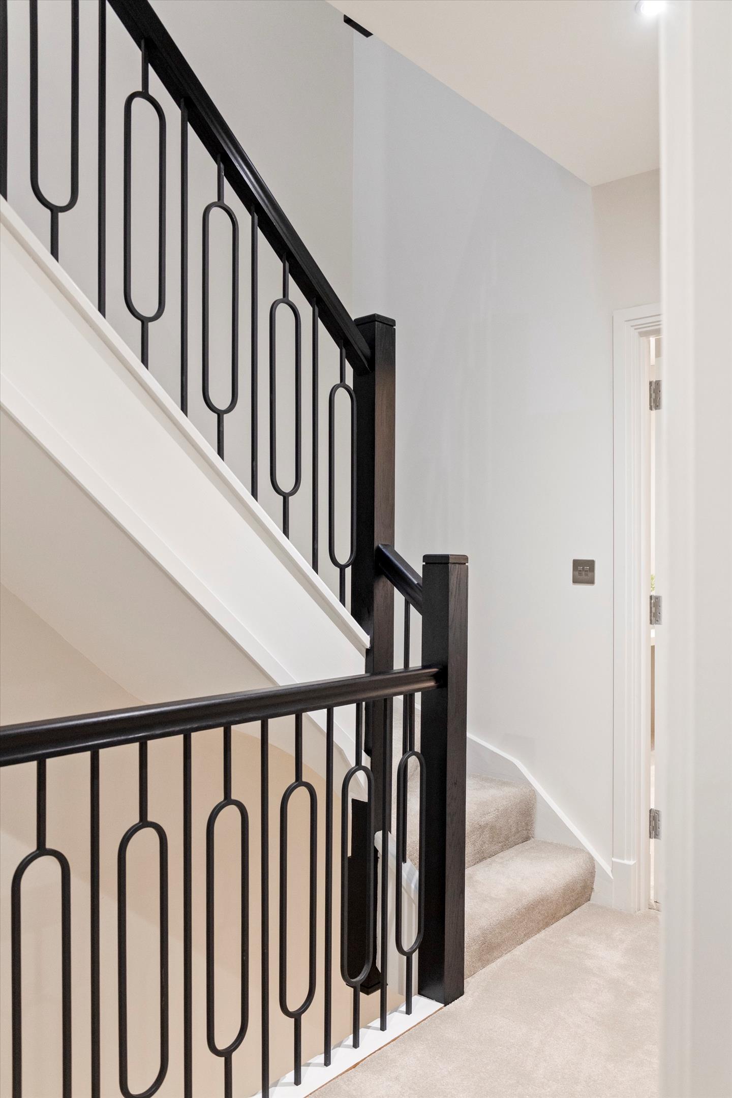 Ronmar, Leatherhead Road, Oxshott, KT22