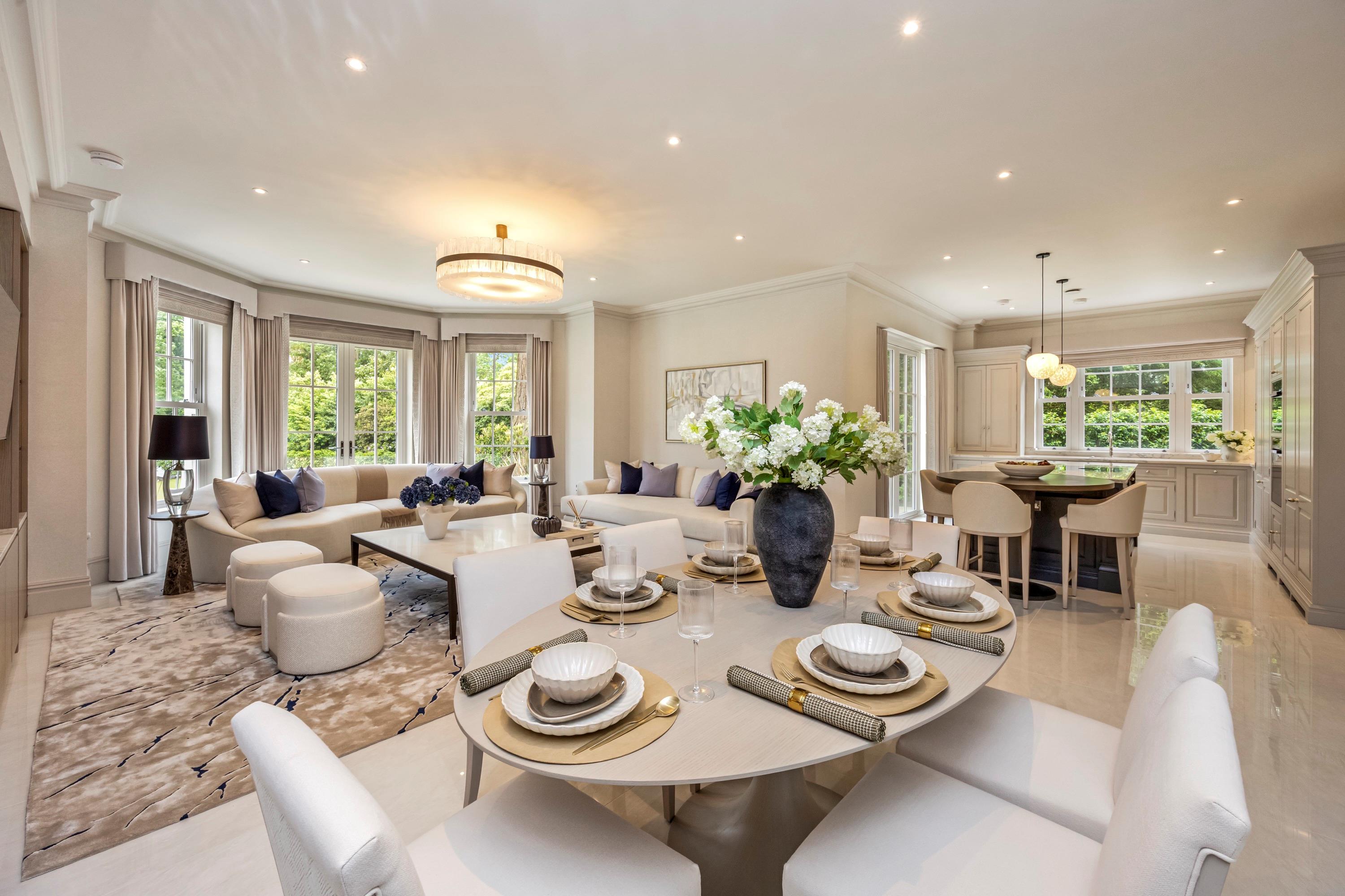 Cholbury Place, London Road, Ascot SL5.