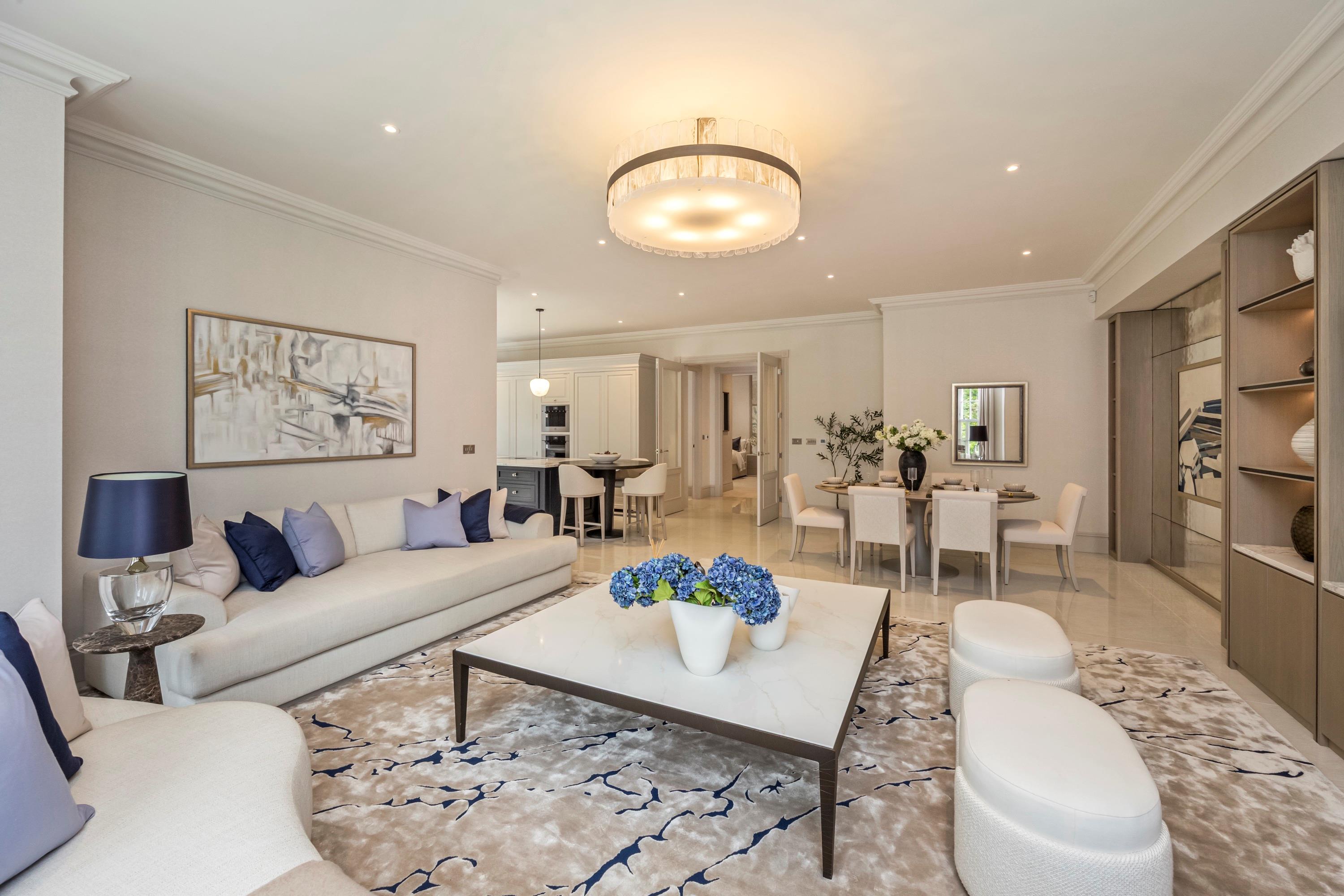 Cholbury Place, London Road, Ascot SL5.