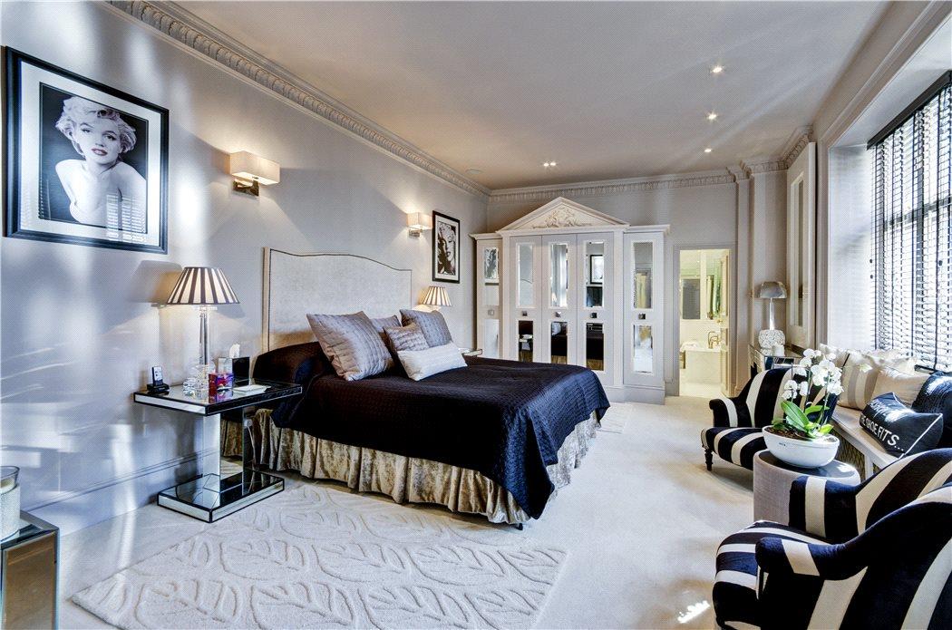 Frognal, Hampstead, London, NW3