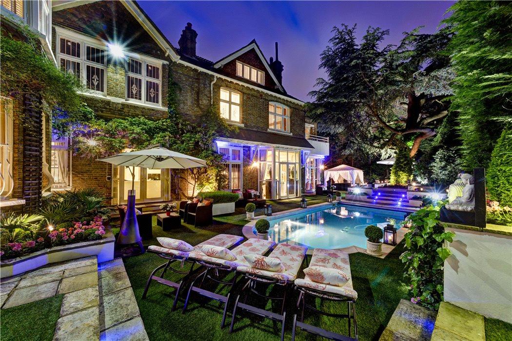 Frognal, Hampstead, London, NW3