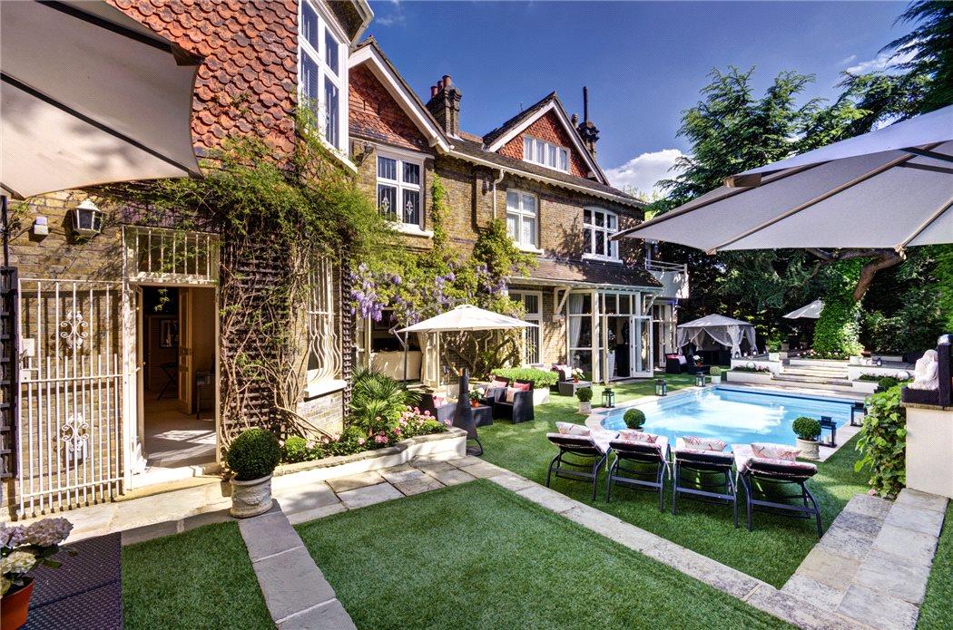 Frognal, Hampstead, London, NW3