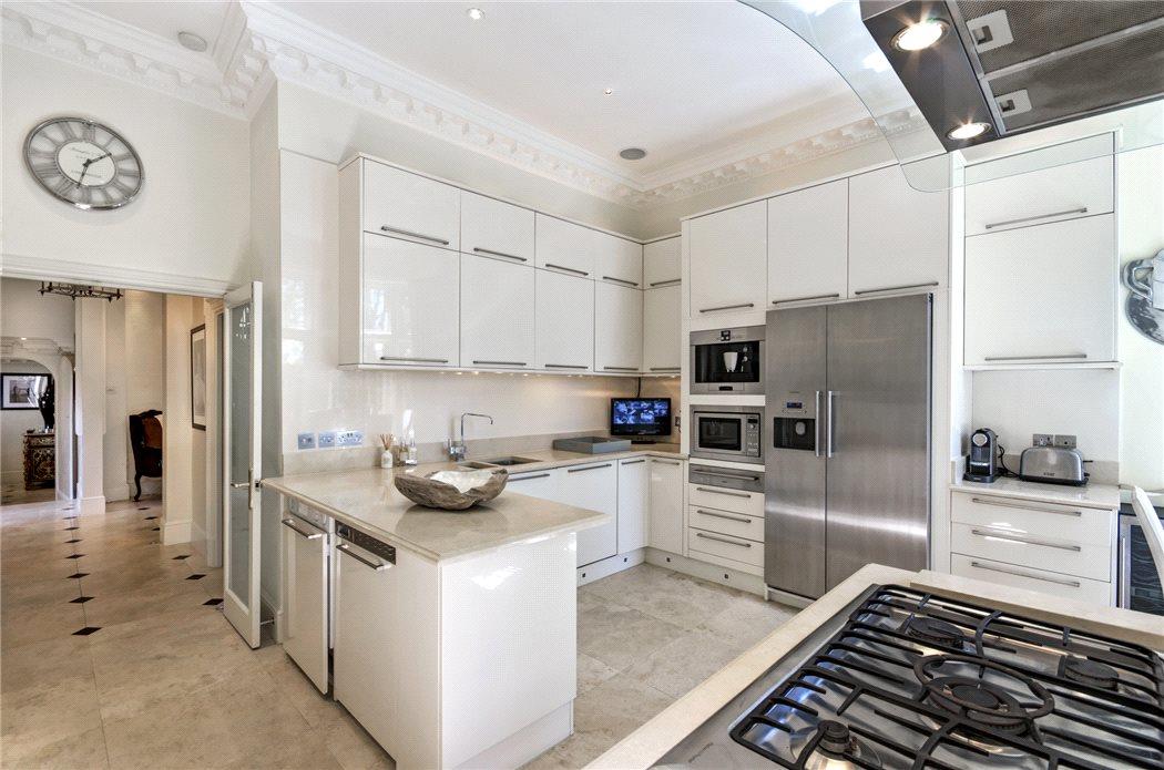 Frognal, Hampstead, London, NW3