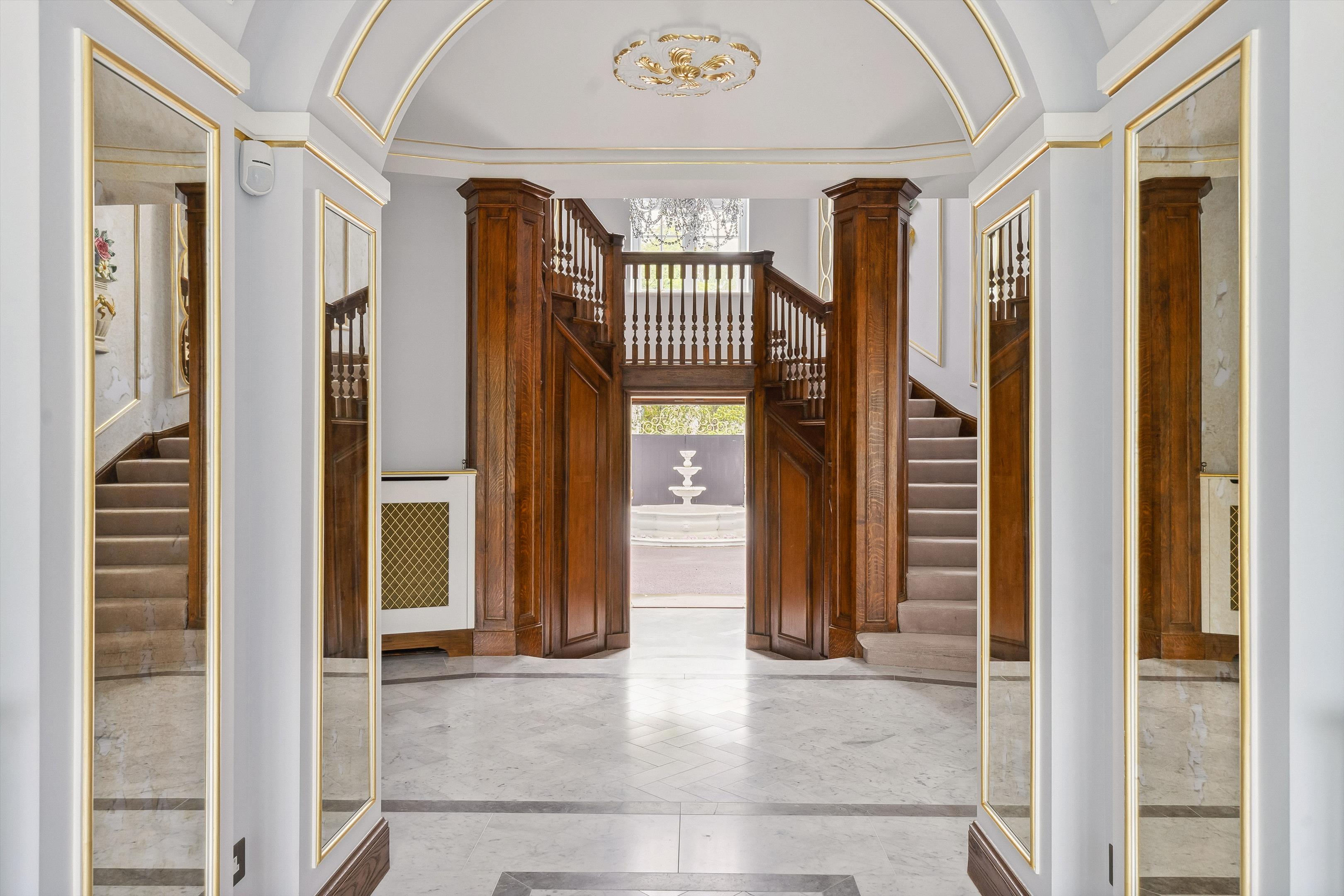 The Bishops Avenue, London, N2
