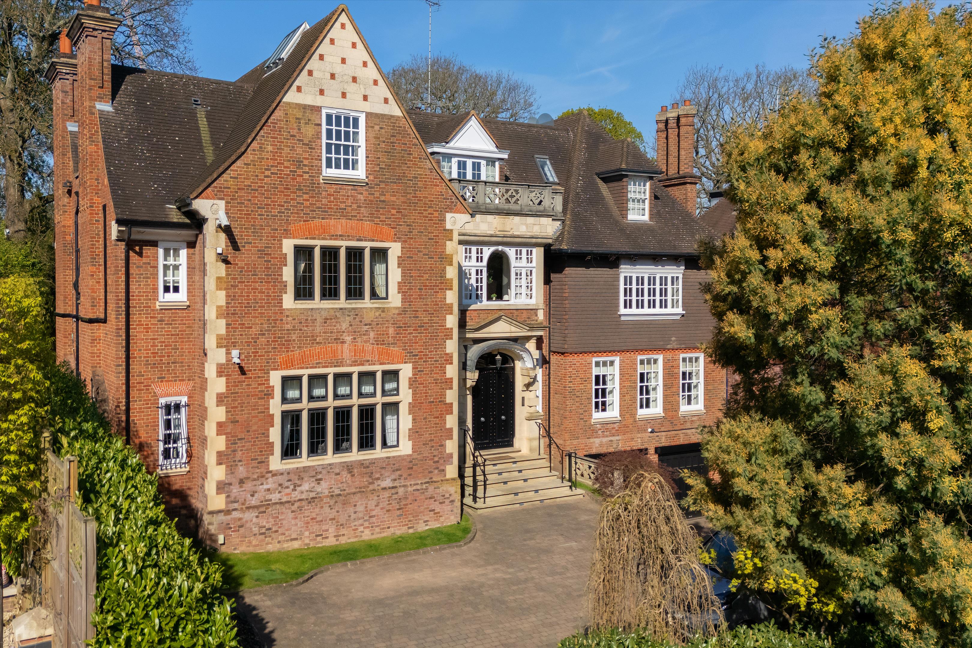 Courtenay Avenue, Highgate, London, N6