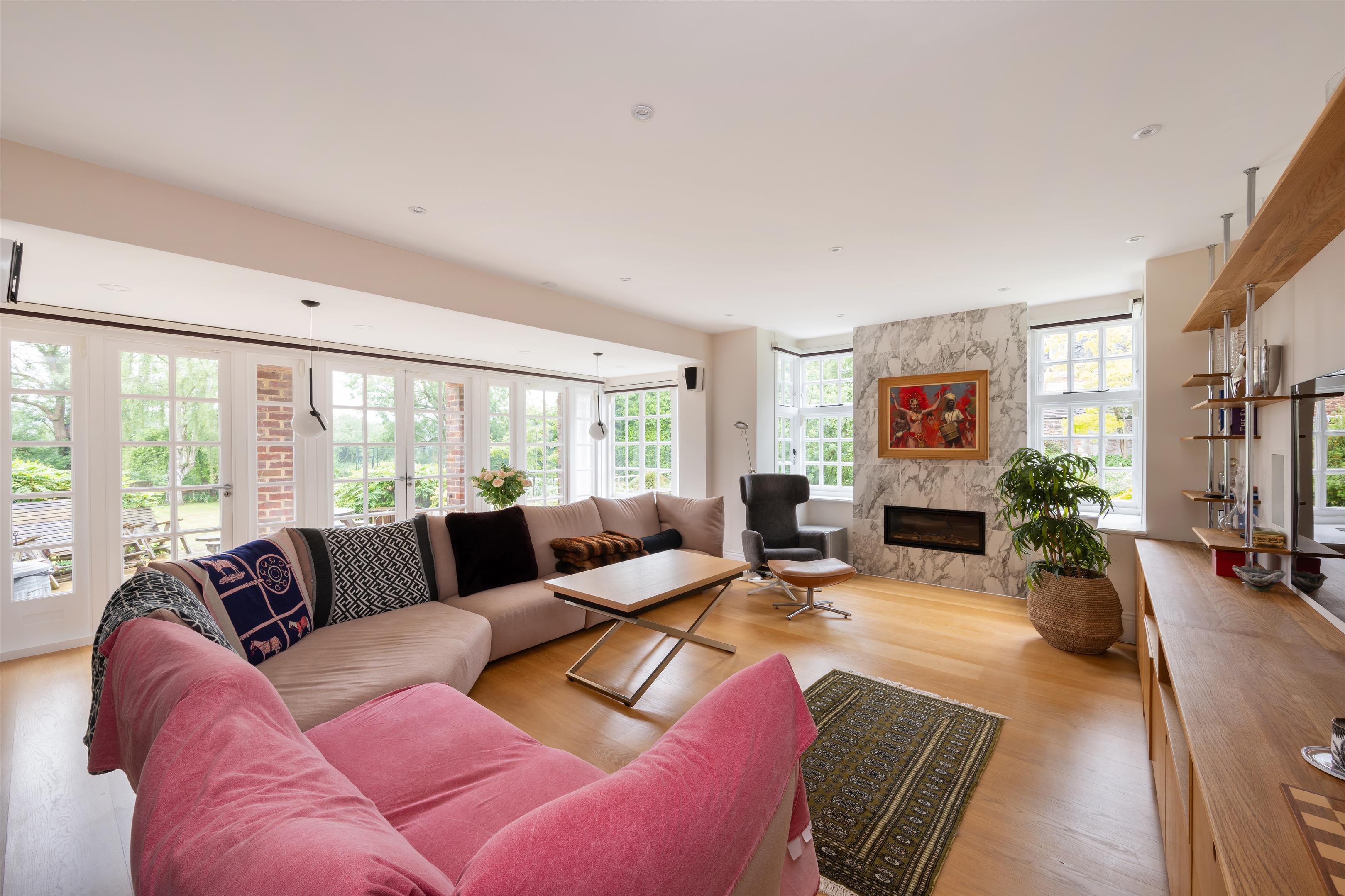 Linnell Drive, London, NW11