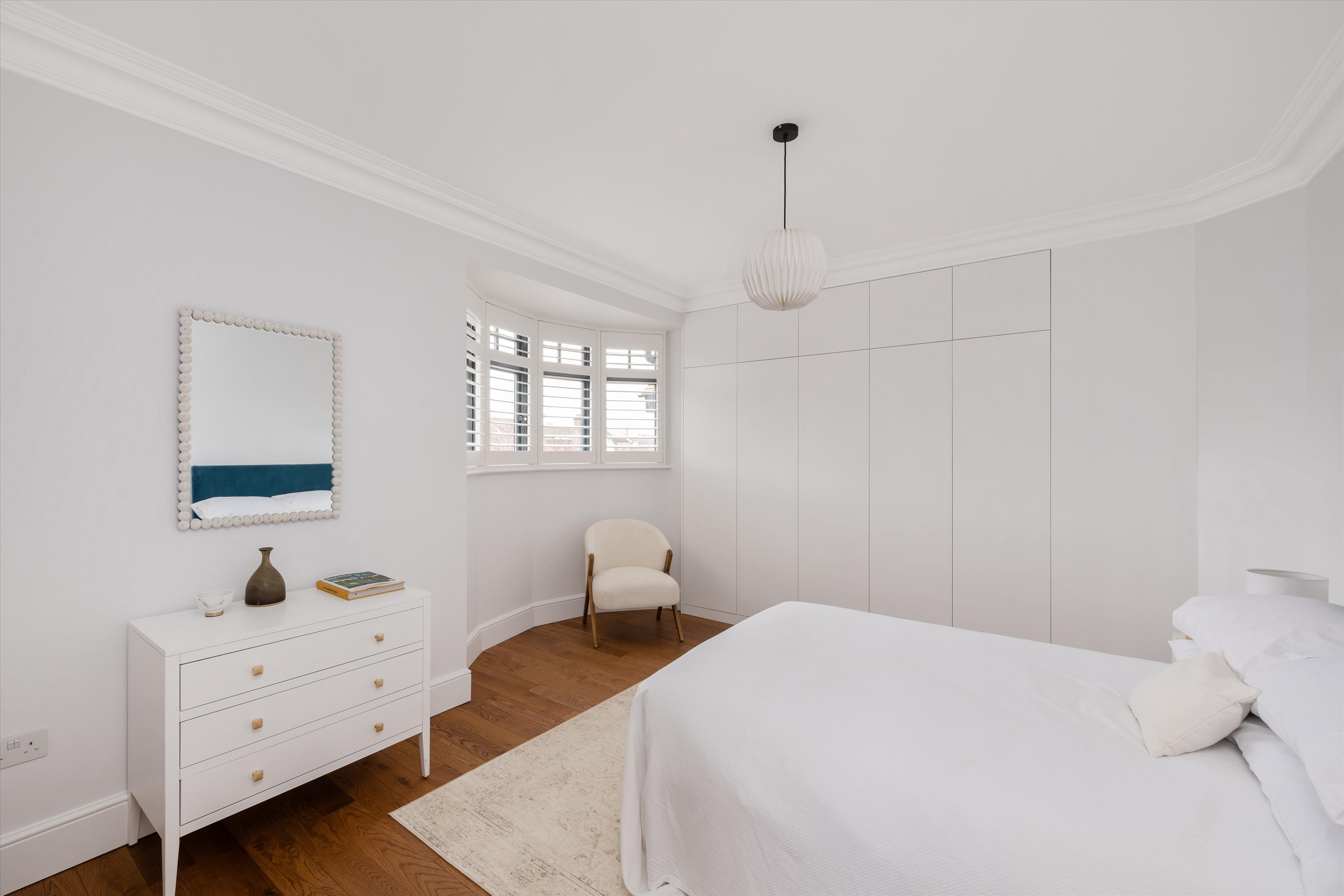 Corringham Road, London, NW11