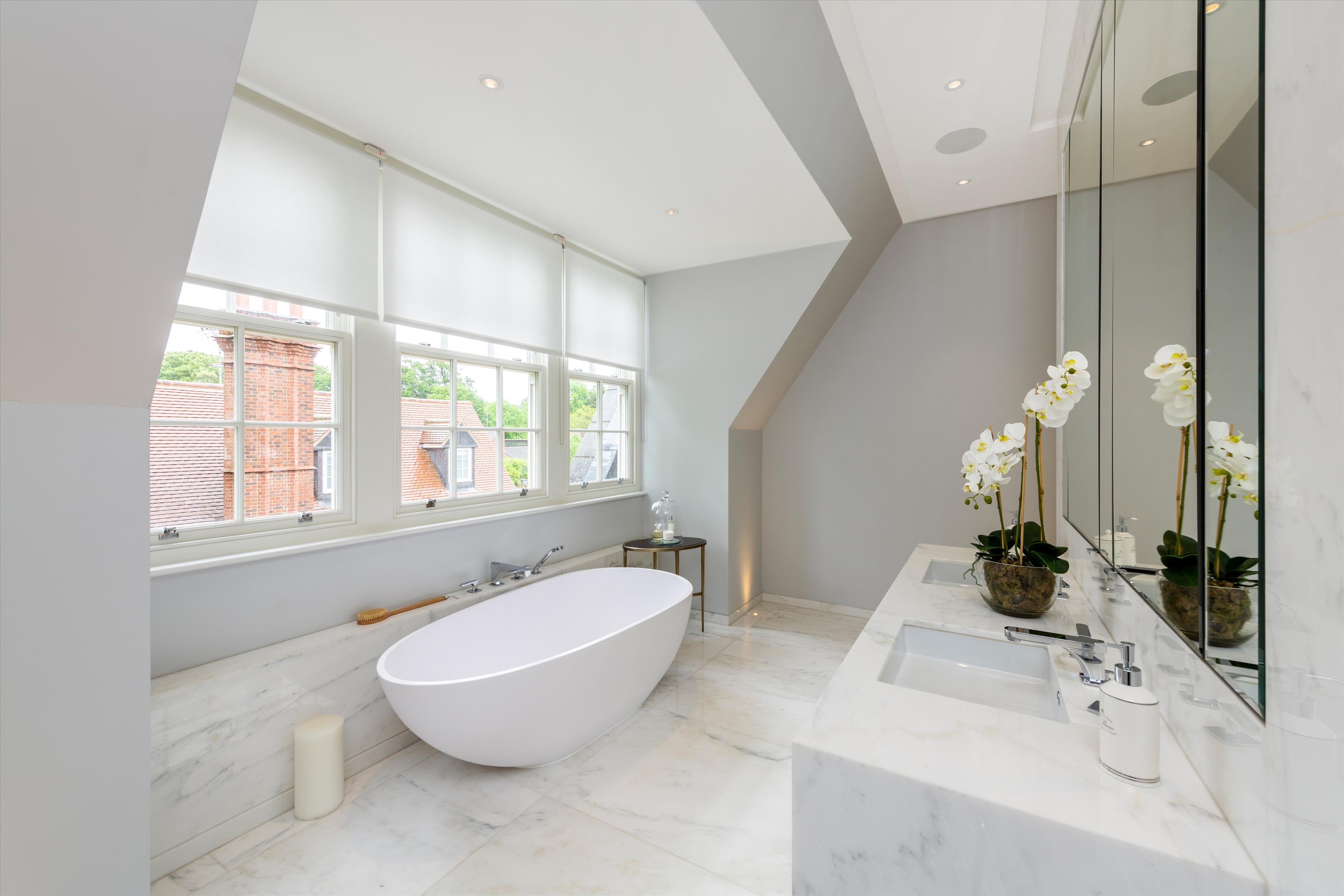 The Bishops Avenue, Hampstead Garden Suburb, London, N2