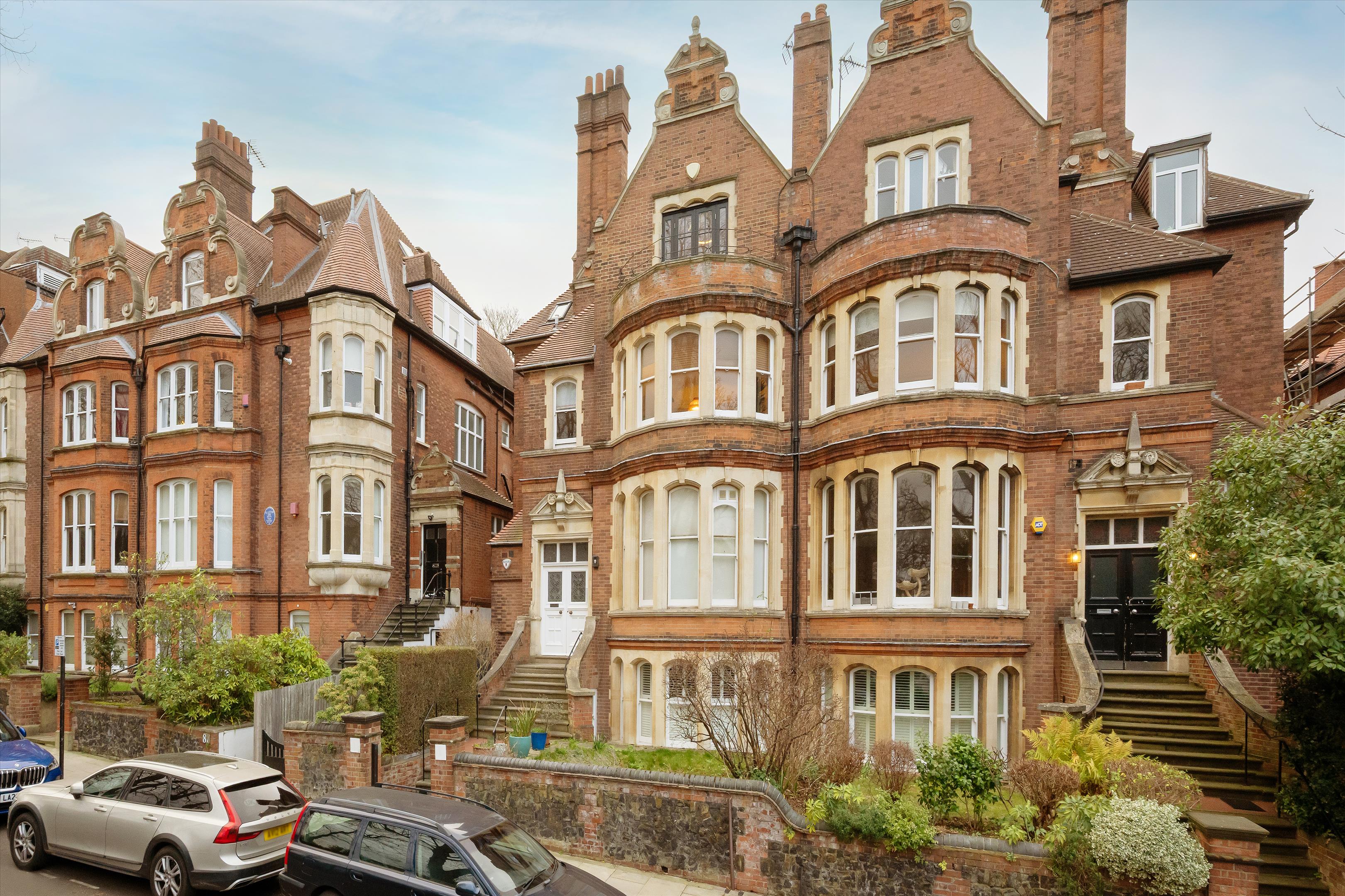 Frognal Gardens, London, NW3