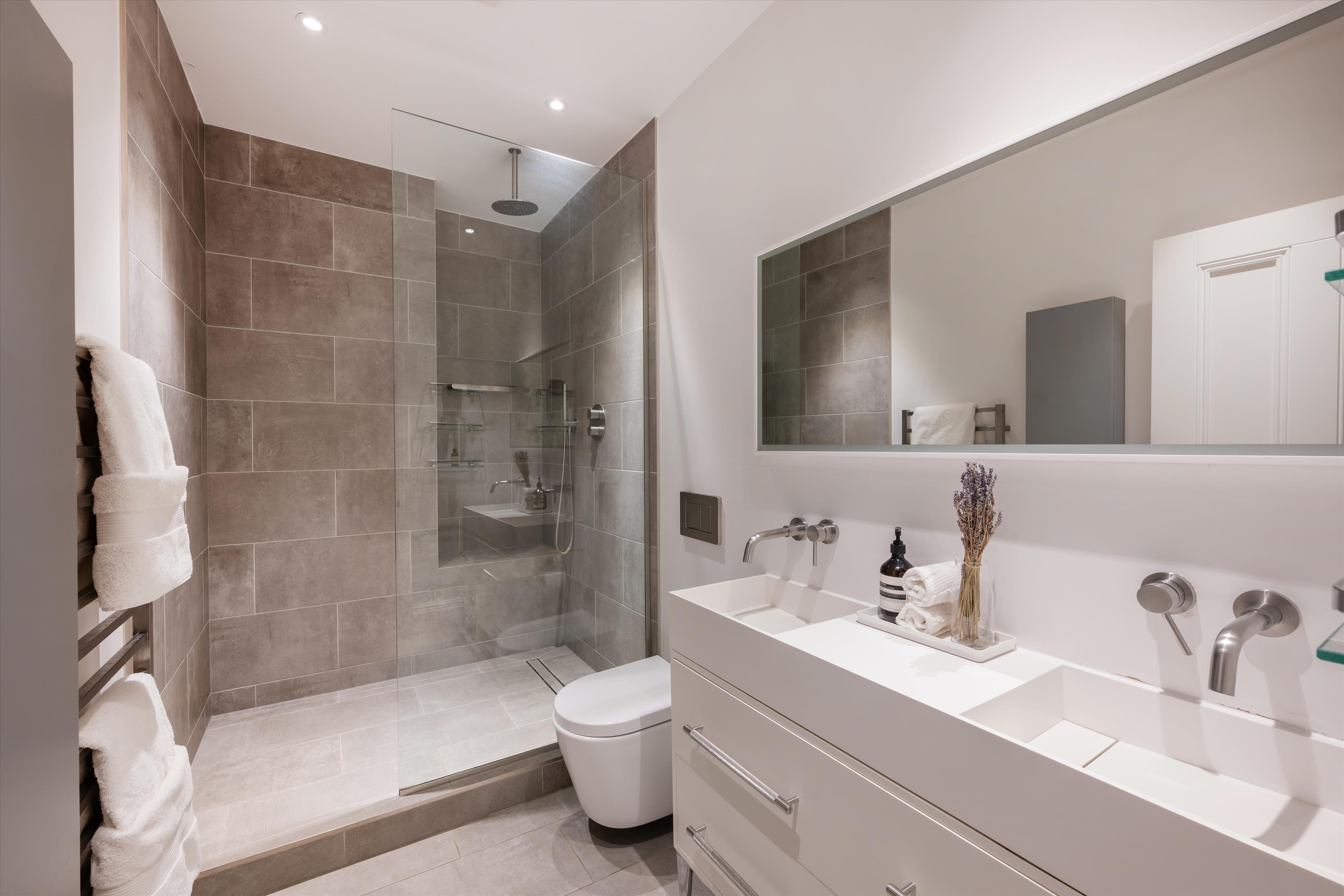 Frognal Gardens, London, NW3