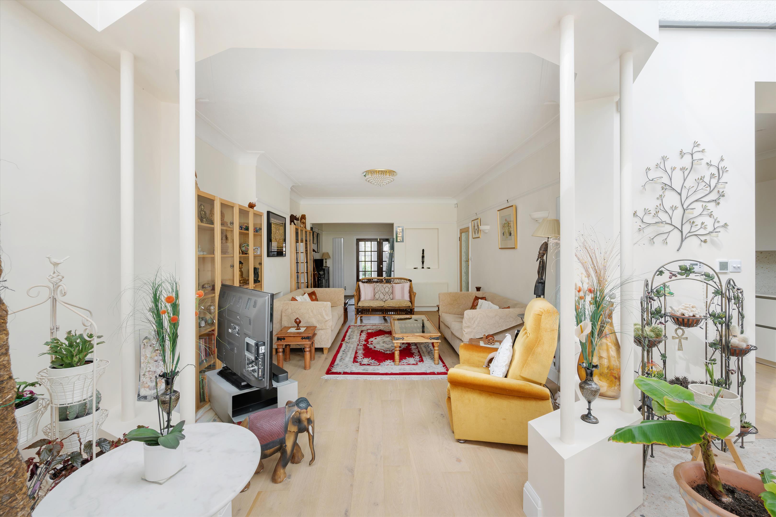 Rodborough Road, London NW11