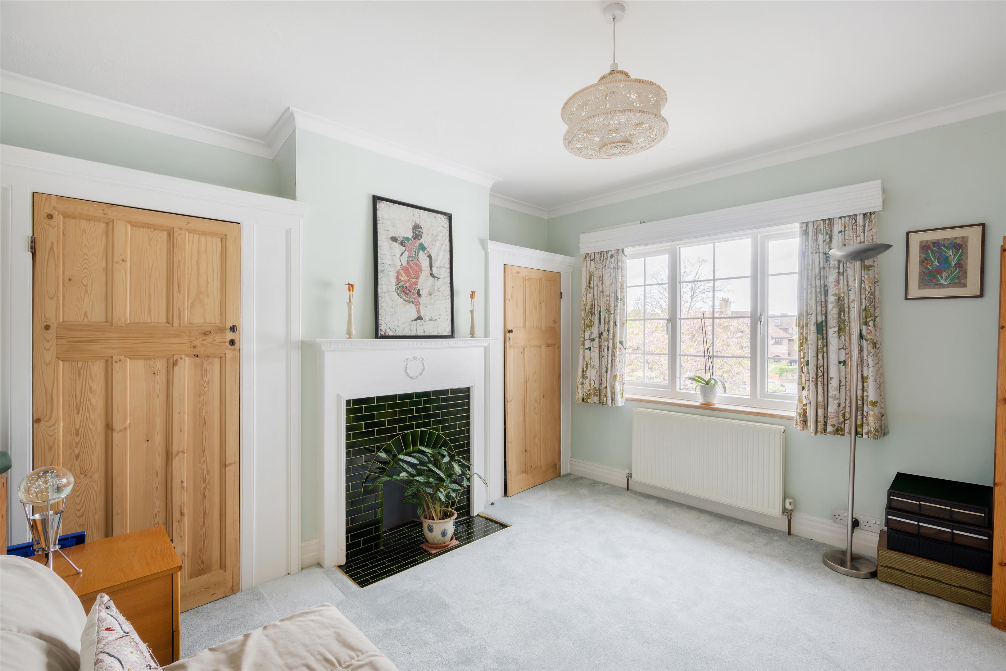 Rodborough Road, London NW11